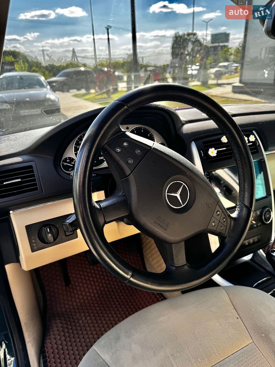 Mercedes-Benz B-Class 2005 VIN WDD2452321J053564 фото оголошення 8 з 12