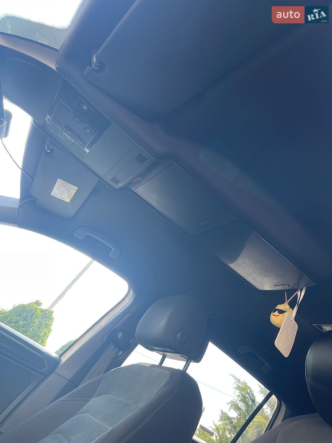 Volkswagen Tiguan 2018 VIN WVGZZZ5NZJM138486 фото оголошення 30 з 30