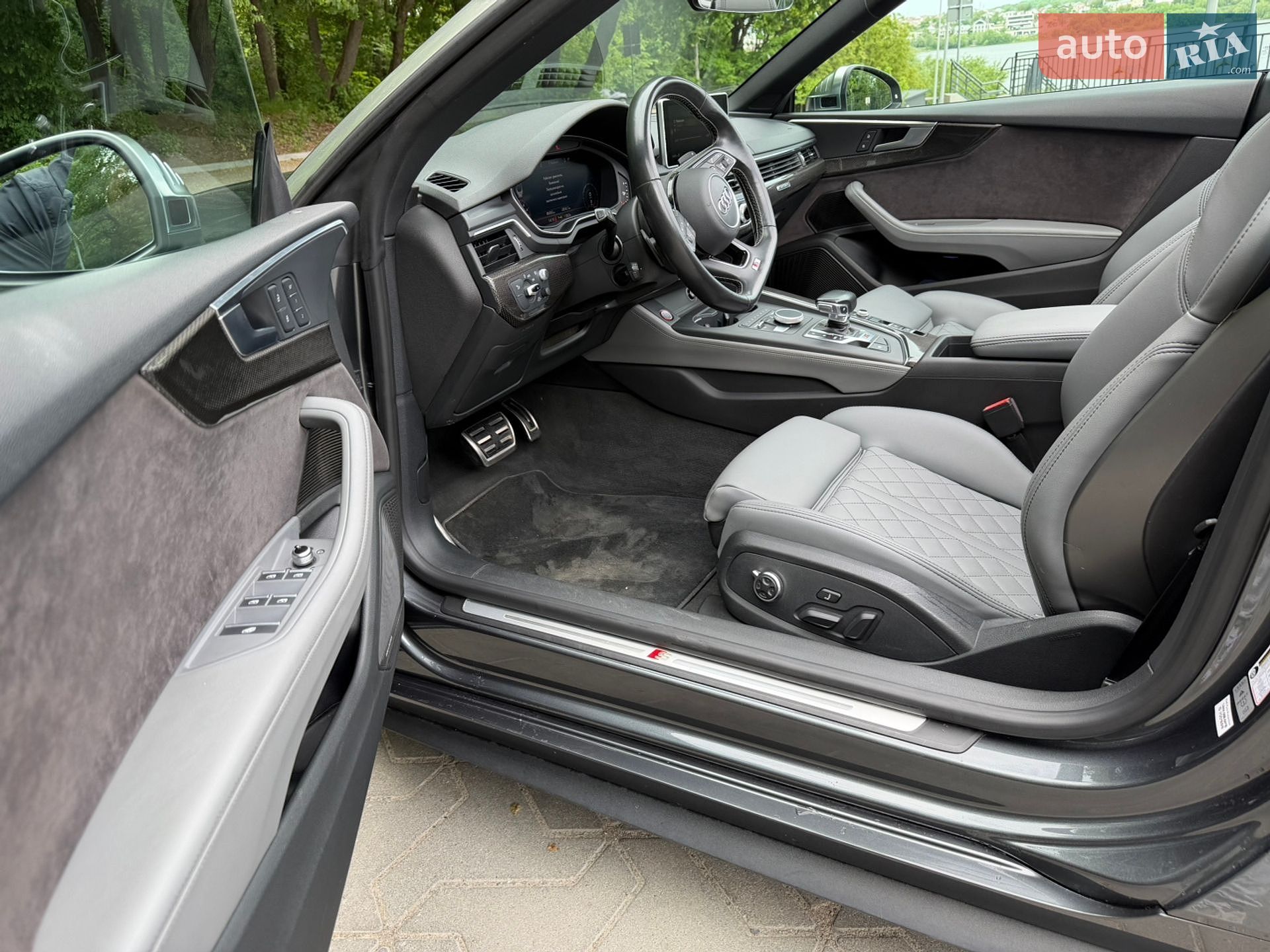 Audi S5 2017 VIN WAU24GF56JN001745 фото оголошення 66 з 78