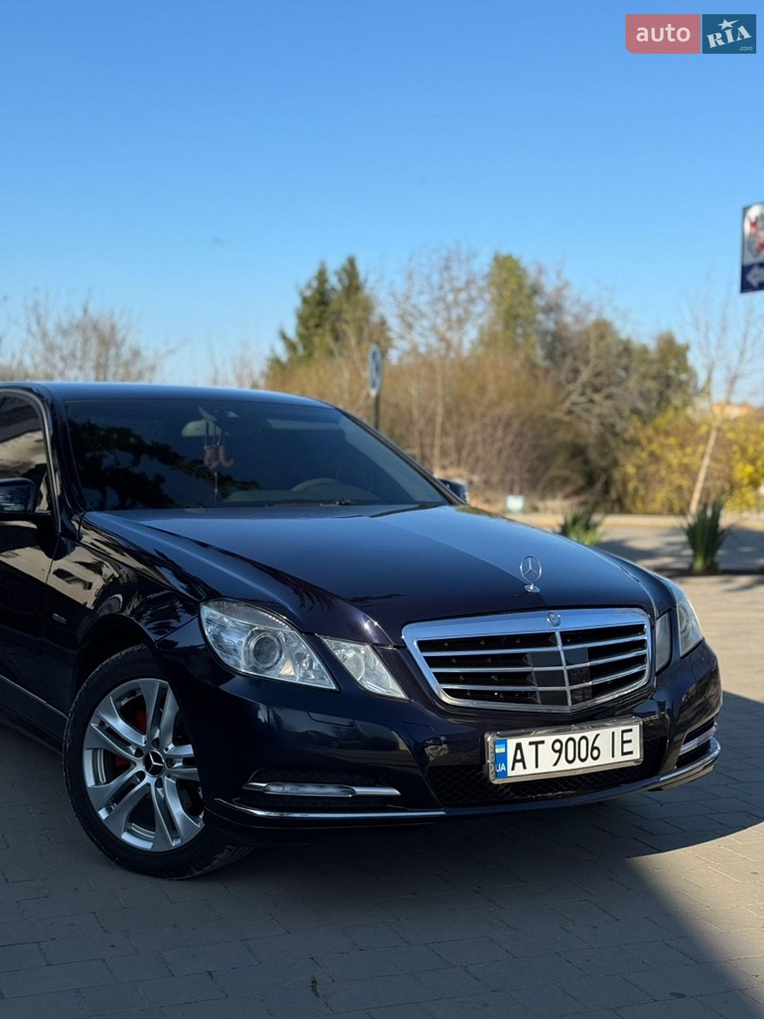 Mercedes-Benz E-Class 2011 VIN WDD2120051A488730 фото оголошення 3 з 35
