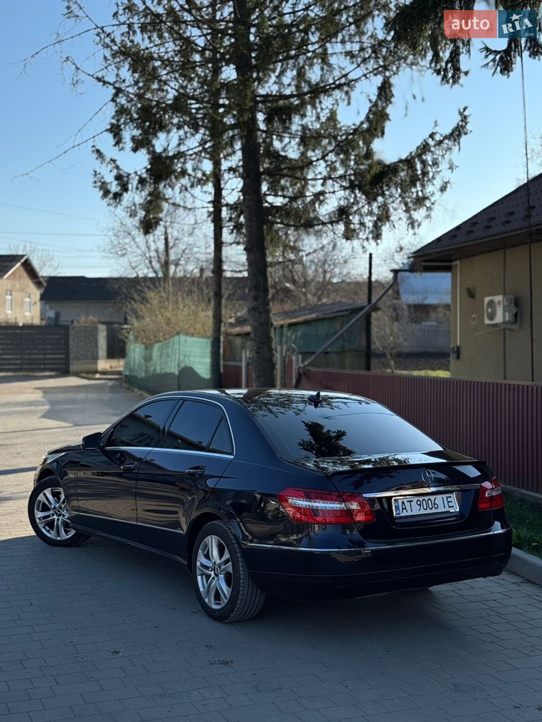 Mercedes-Benz E-Class 2011 VIN WDD2120051A488730 фото оголошення 14 з 35