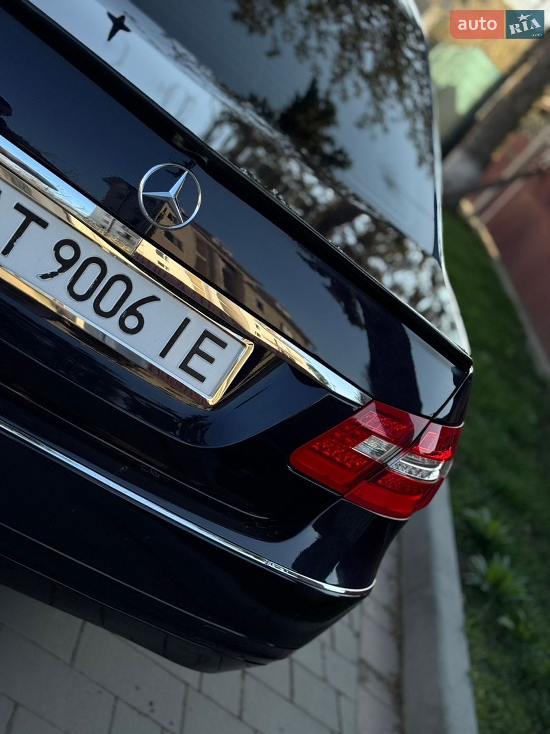 Mercedes-Benz E-Class 2011 VIN WDD2120051A488730 фото оголошення 22 з 35