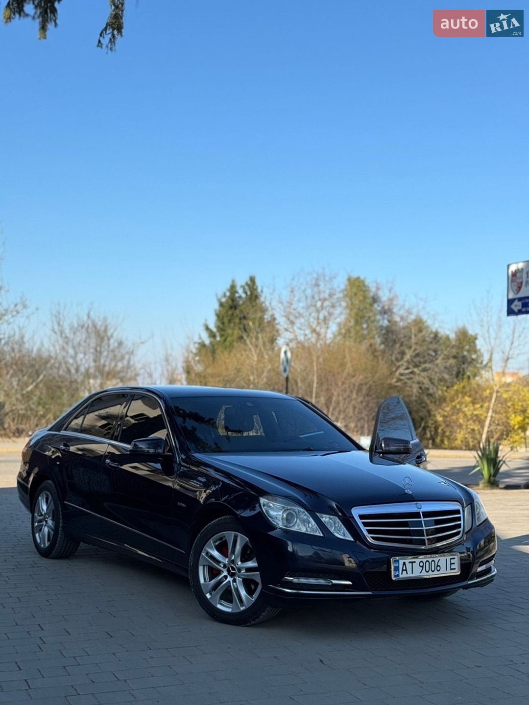 Mercedes-Benz E-Class 2011 VIN WDD2120051A488730 фото оголошення 7 з 35