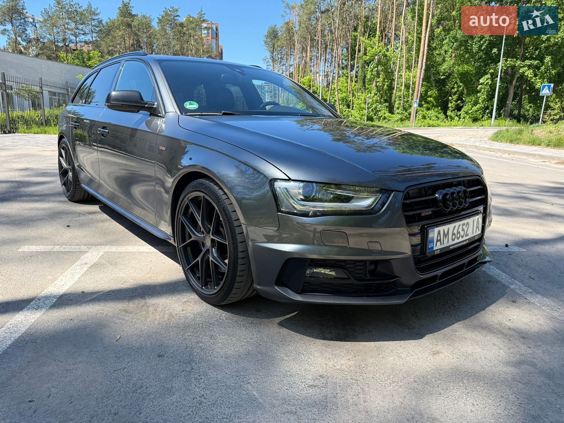Audi A4 2015 VIN WAUZZZ8K7FA137864 фото оголошення 4 з 37