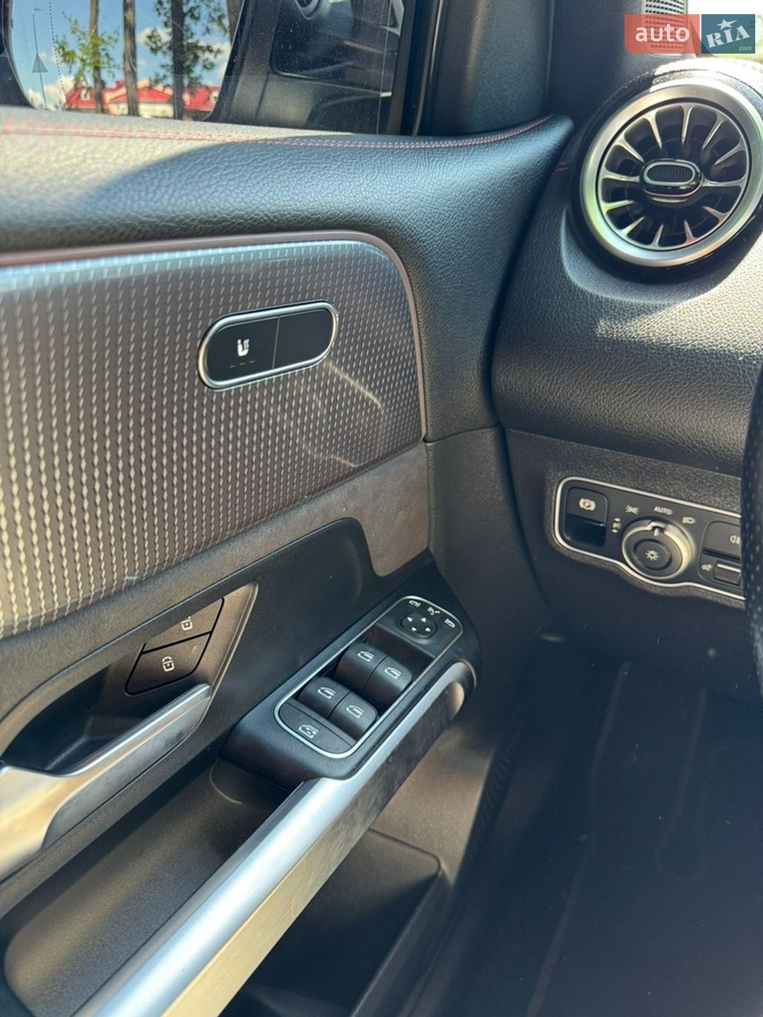 Mercedes-Benz EQB 2023 VIN W1N9M1CB5PN039610 фото оголошення 8 з 19
