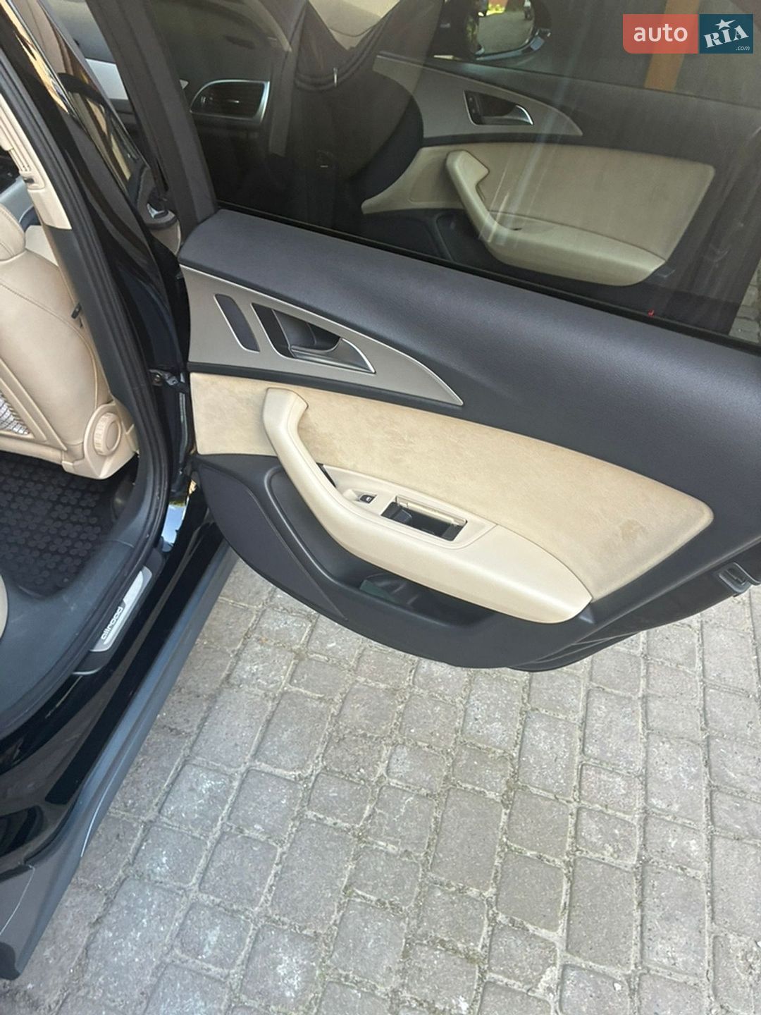 Audi A6 Allroad 2015 VIN WAUZZZ4G1GN029980 фото оголошення 12 з 15