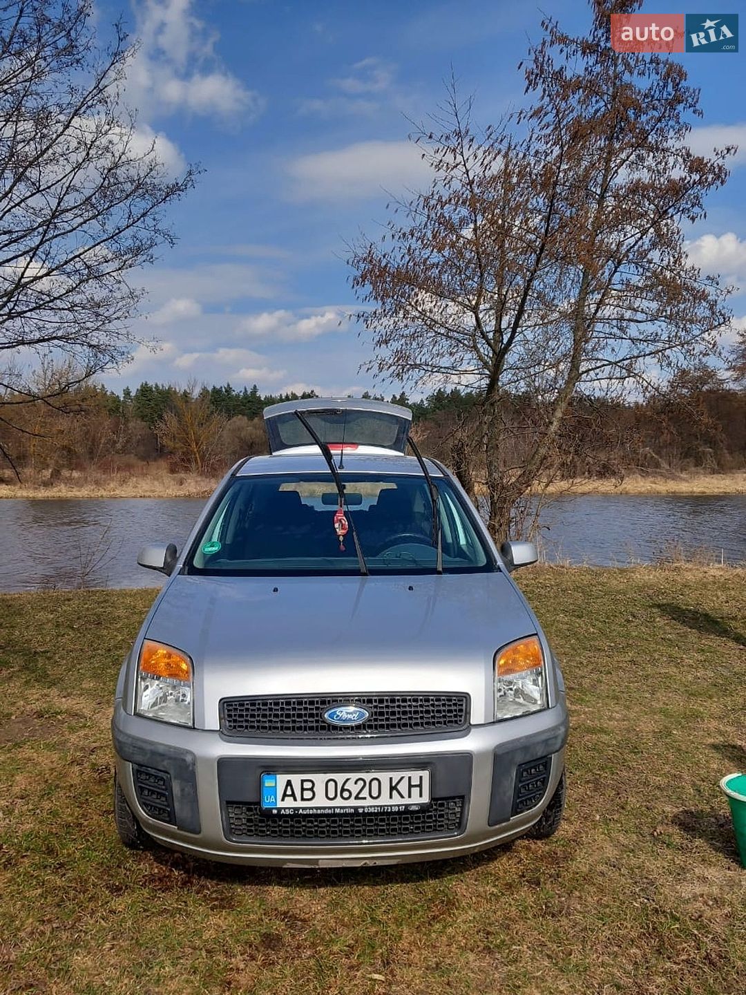 Ford Fusion 2008 VIN WF0UXXGAJU8C32575 фото оголошення 15 з 18