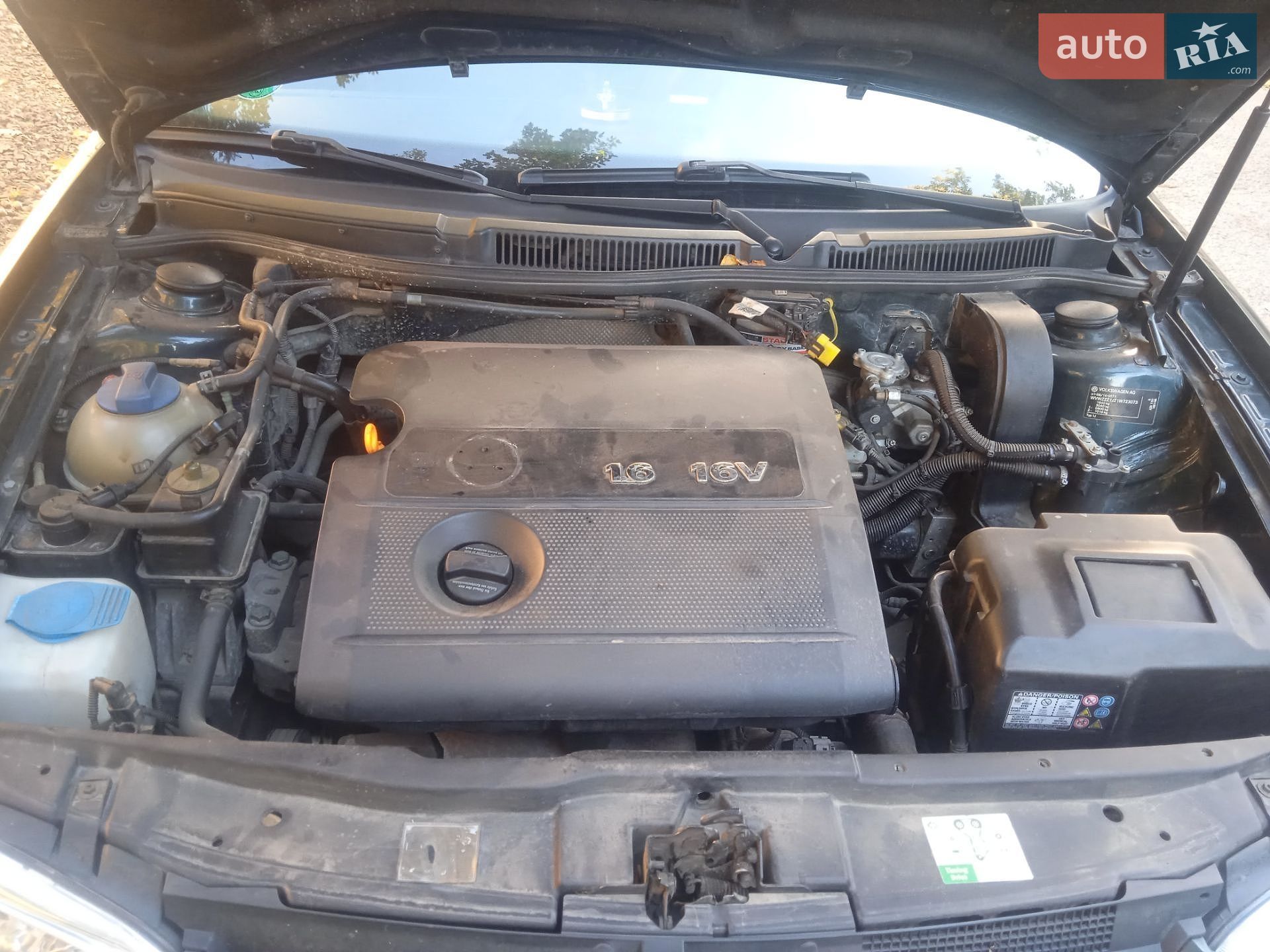 Volkswagen Golf 2001 VIN WVWZZZ1JZ1W723073 фото оголошення 15 з 37