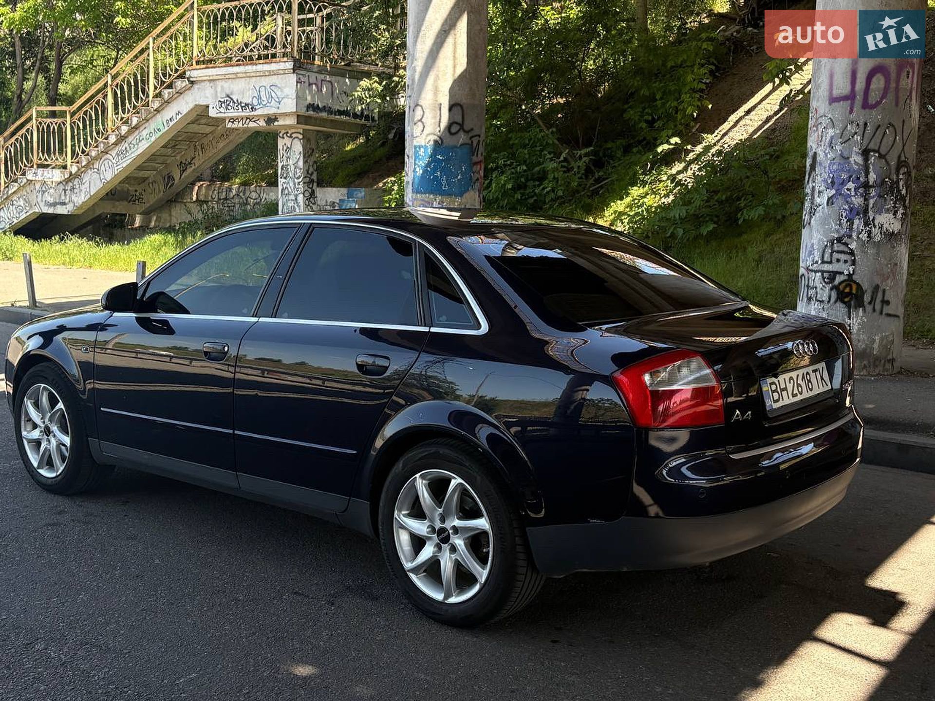 Audi A4 2001 VIN WAUZZZ8E02A173240 фото оголошення 3 з 7