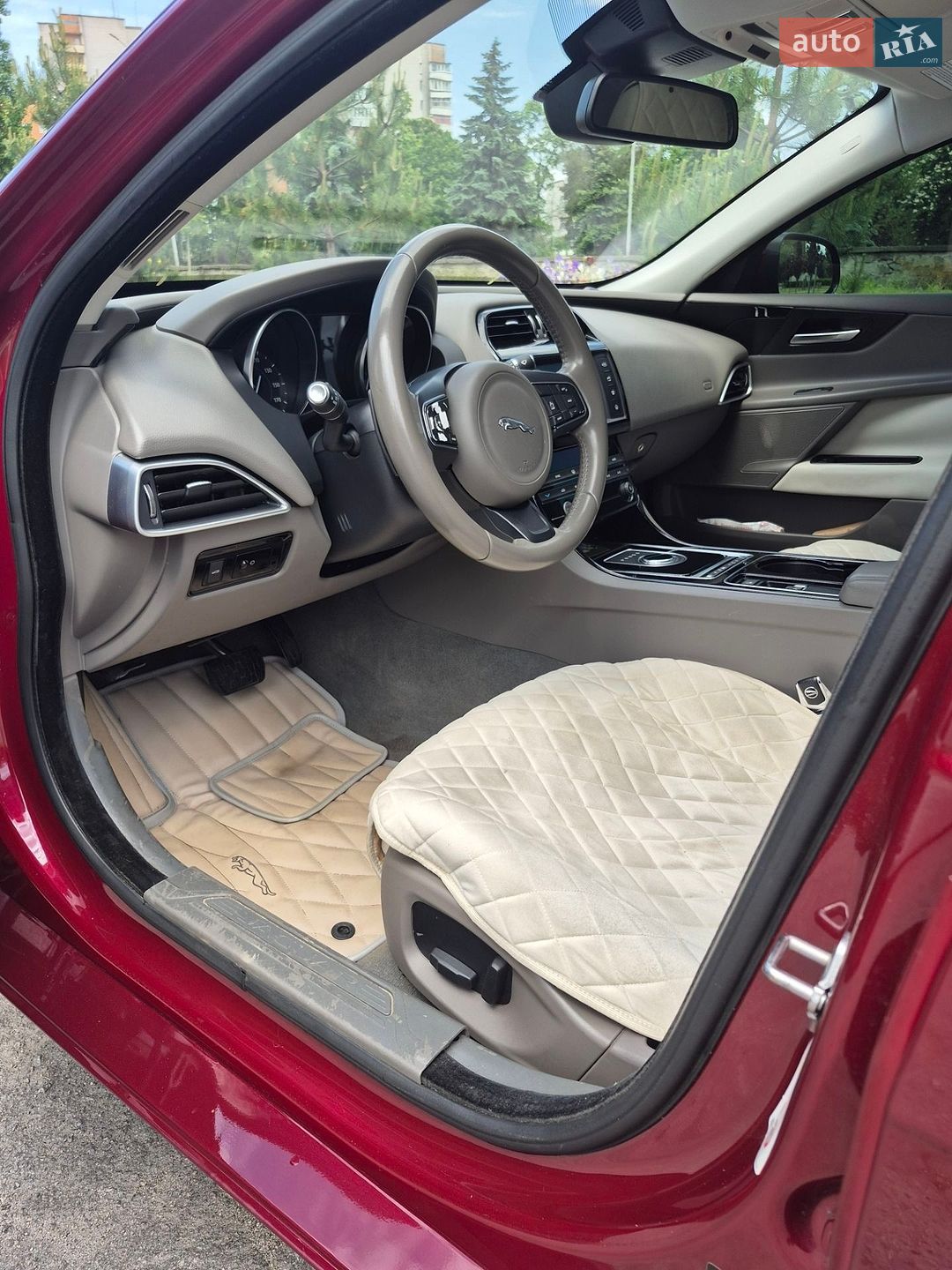 JAGUAR XE 2016 VIN SAJAR4BG7HA951881 фото оголошення 18 з 24