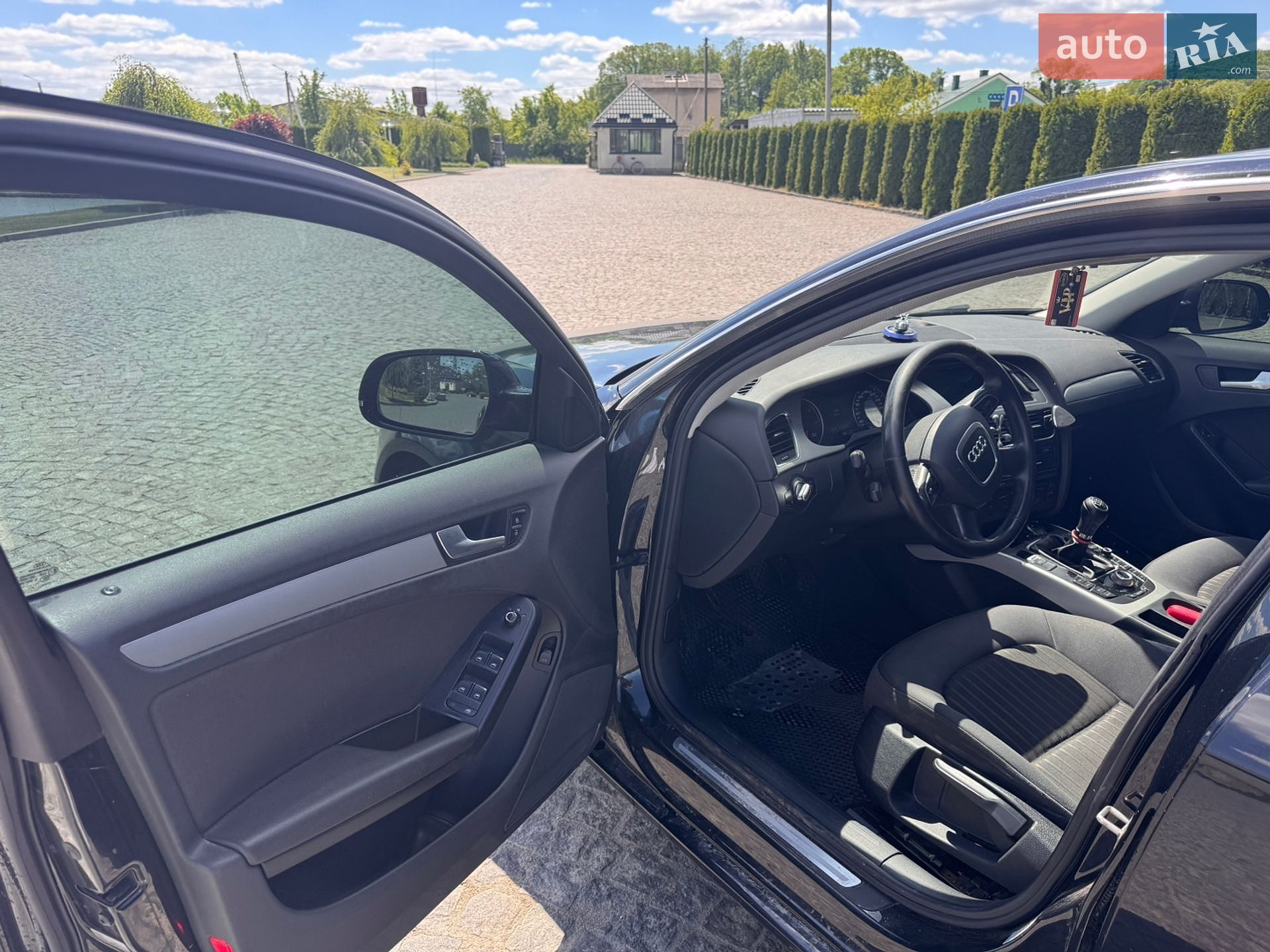 Audi A4 2011 VIN WAUZZZ8K5CA084058 фото оголошення 6 з 8