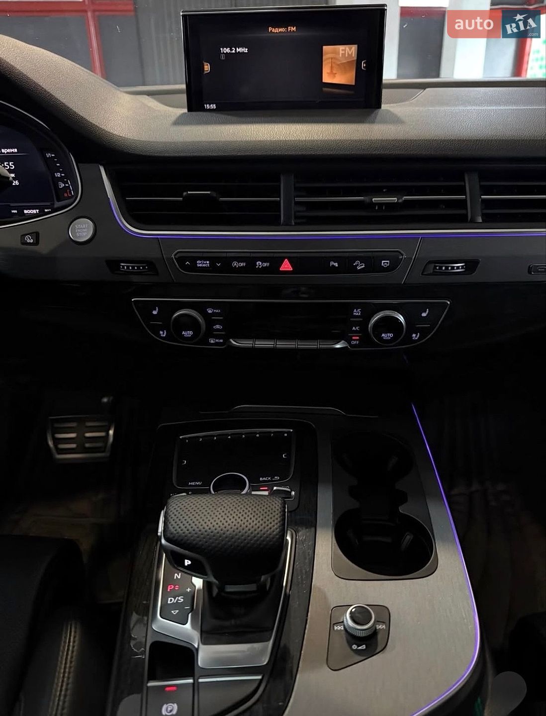 Audi Q7 2018 VIN WA1VAAF76JD037958 фото оголошення 10 з 18
