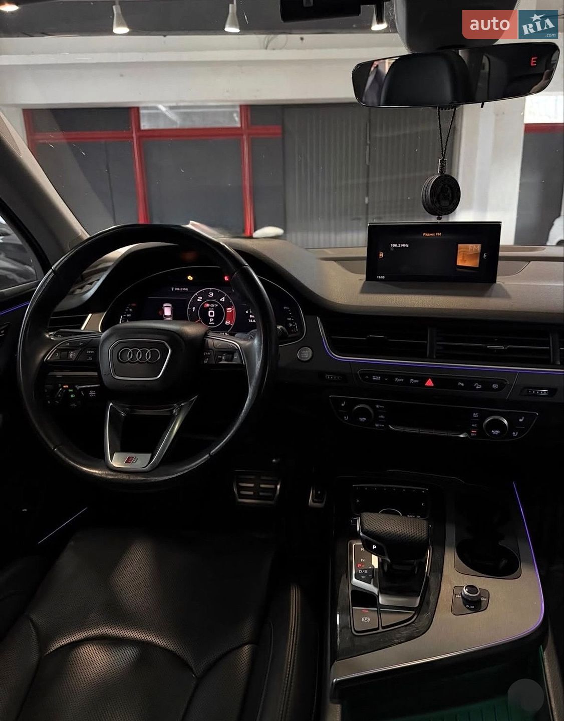 Audi Q7 2018 VIN WA1VAAF76JD037958 фото оголошення 16 з 18