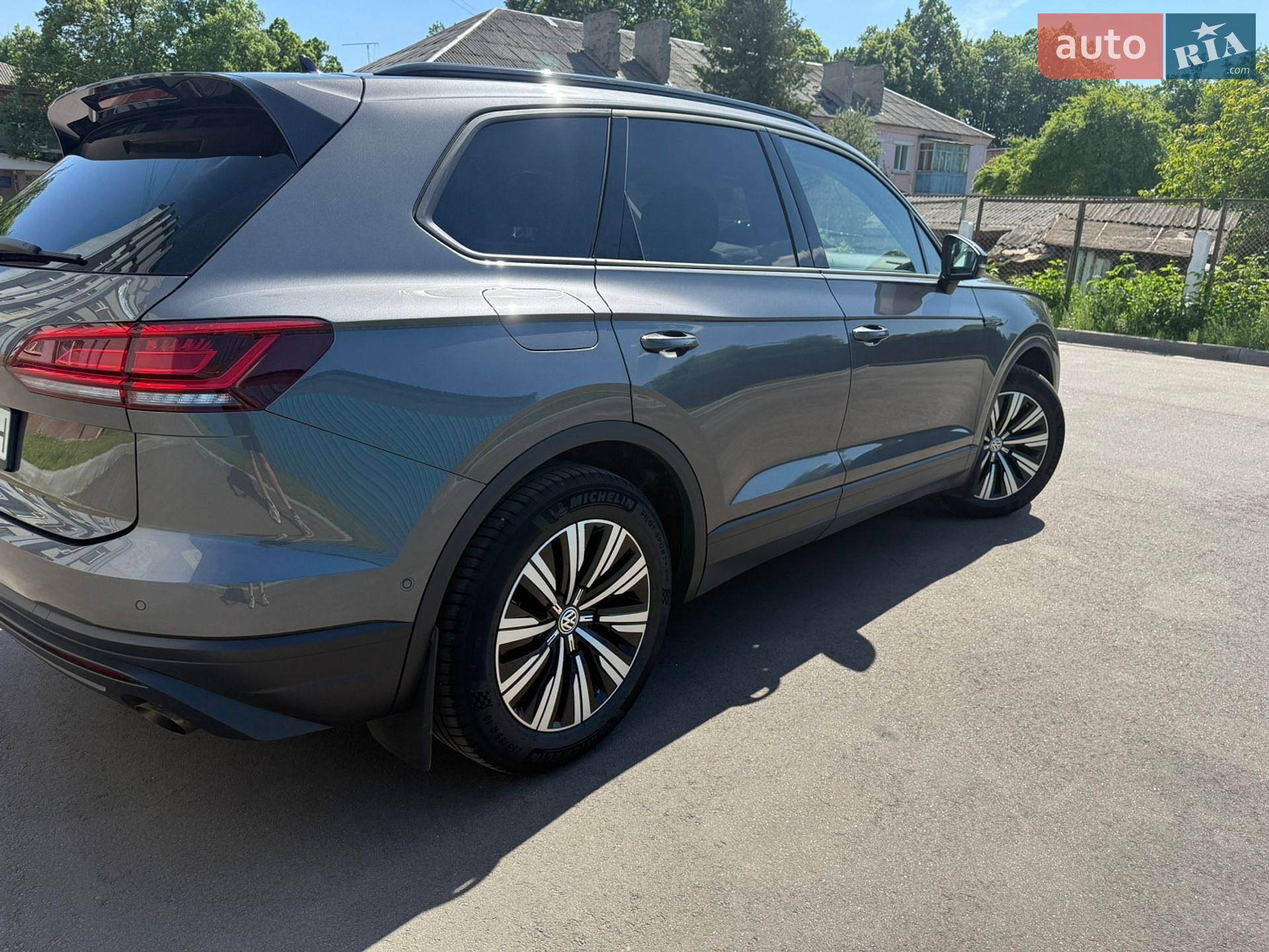 Volkswagen Touareg 2020 VIN WVGZZZCRZLD035366 фото оголошення 4 з 15