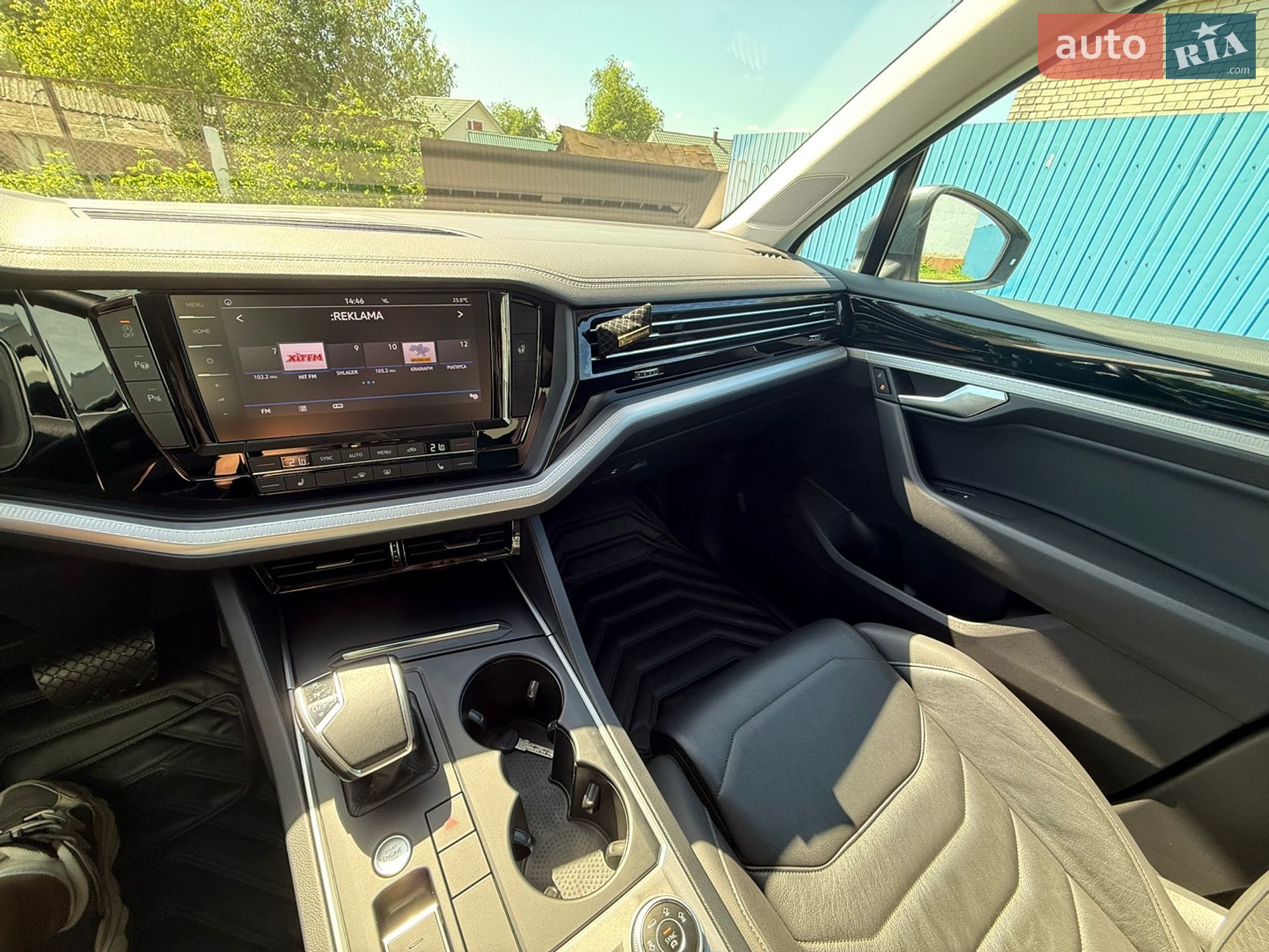 Volkswagen Touareg 2020 VIN WVGZZZCRZLD035366 фото оголошення 14 з 15