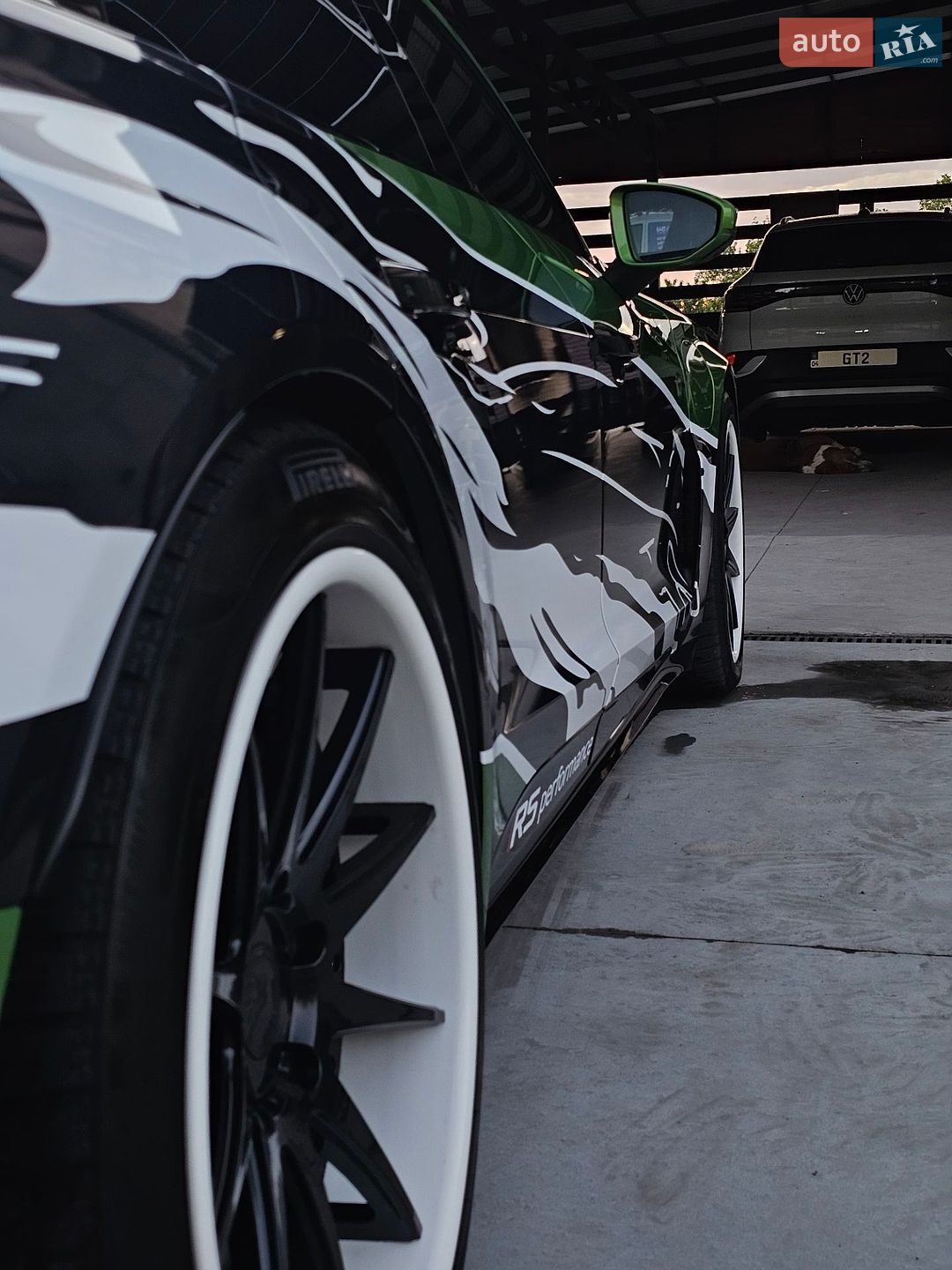 Audi e-tron GT 2022 VIN WAUZZZFW5P7000961 фото оголошення 13 з 21