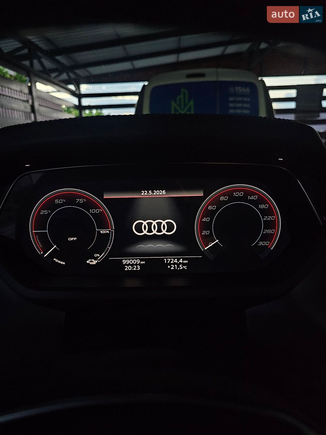 Audi e-tron GT 2022 VIN WAUZZZFW5P7000961 фото оголошення 17 з 21