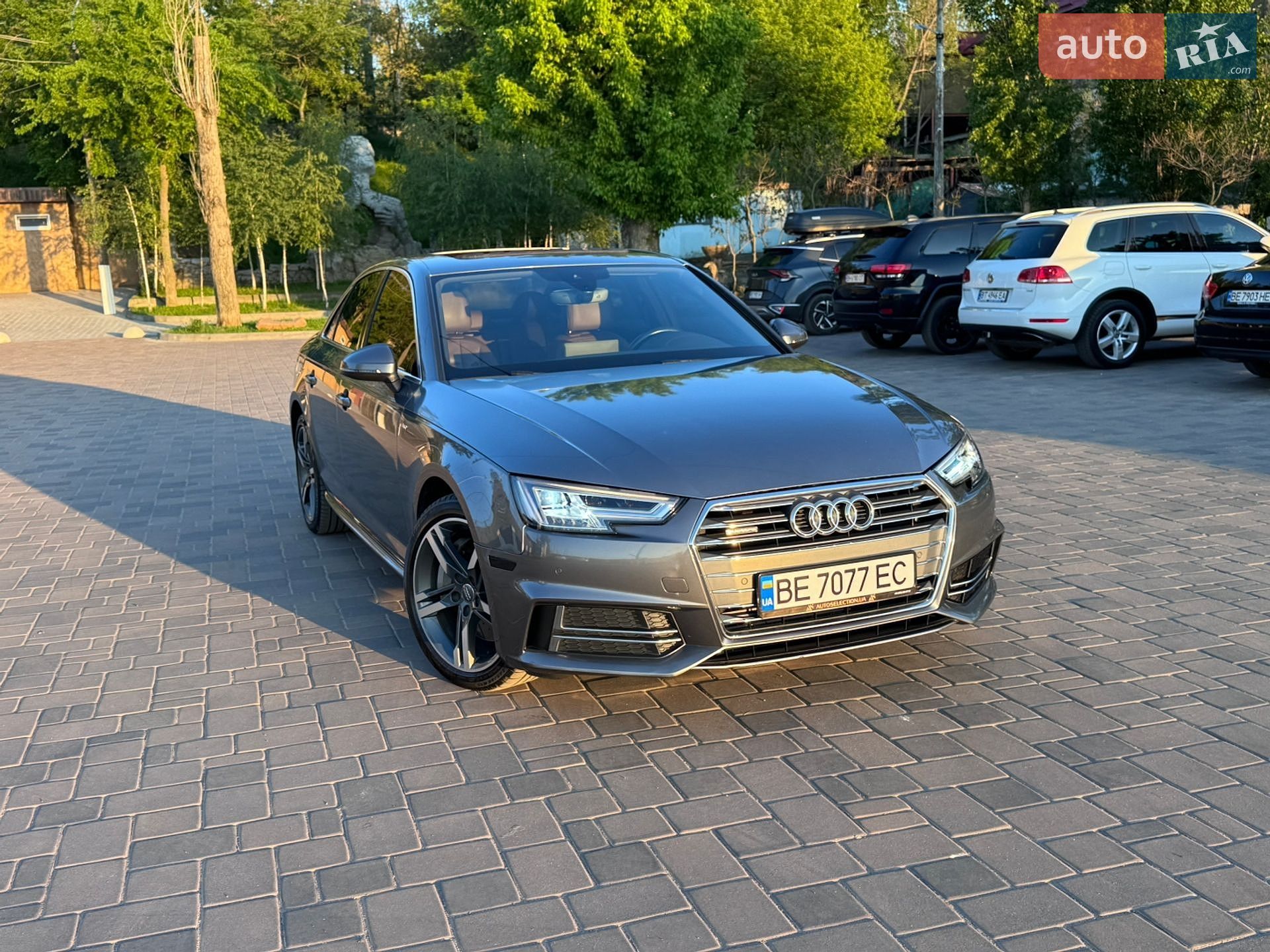 Audi A4 2016 VIN WAUENAF48HN034237 фото оголошення 2 з 54