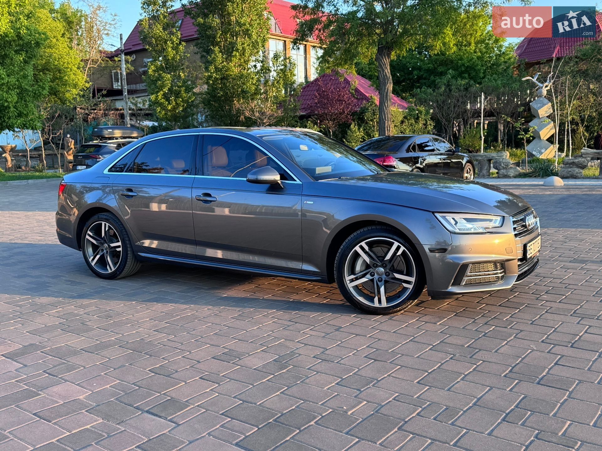 Audi A4 2016 VIN WAUENAF48HN034237 фото оголошення 4 з 54