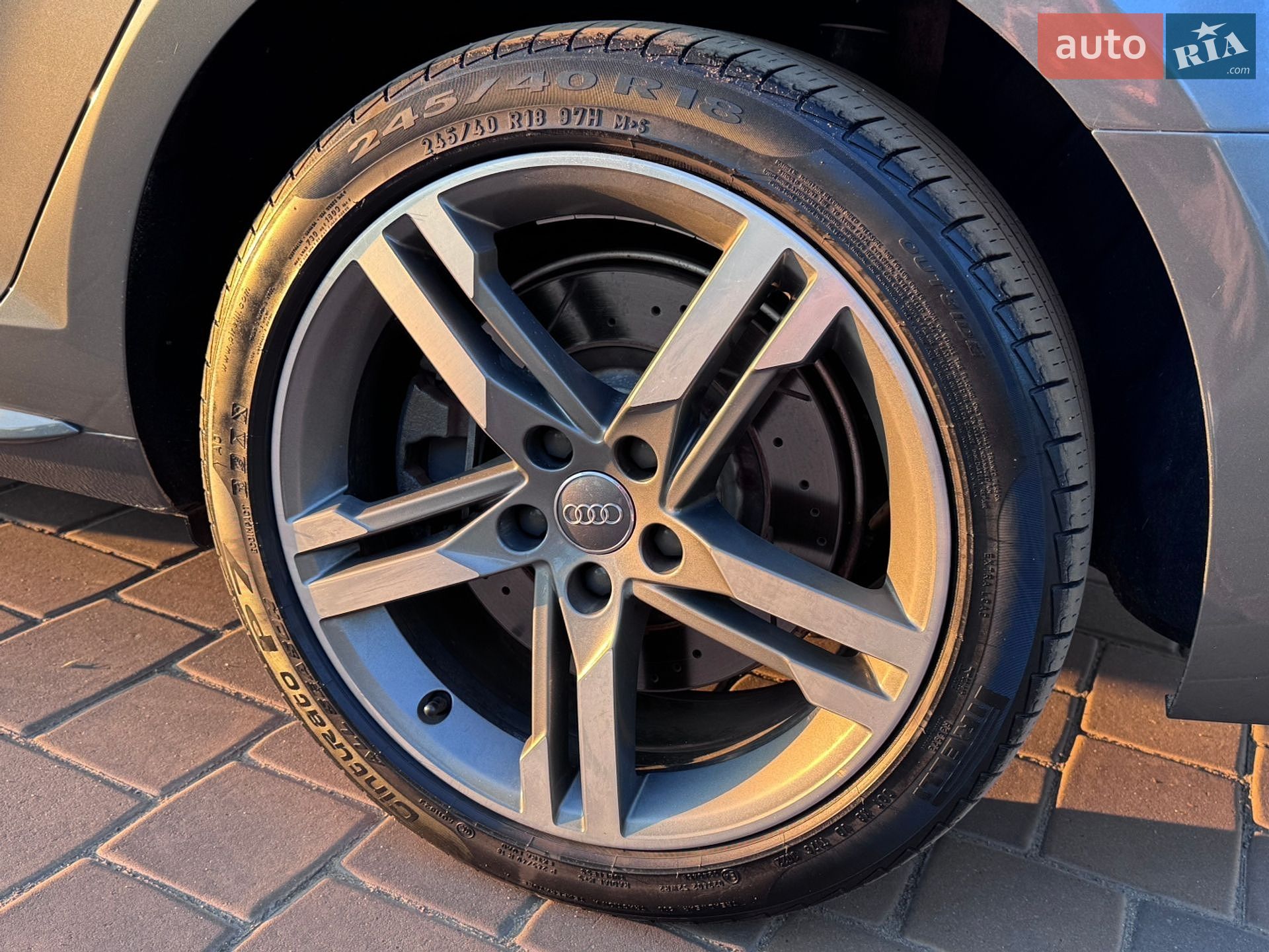 Audi A4 2016 VIN WAUENAF48HN034237 фото оголошення 11 з 54