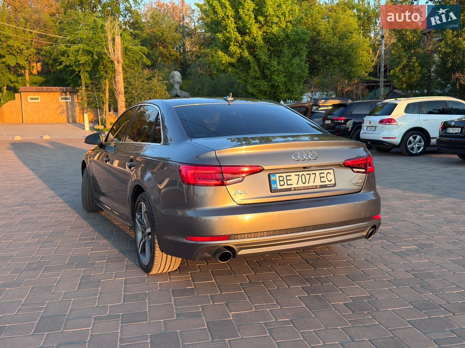 Audi A4 2016 VIN WAUENAF48HN034237 фото оголошення 13 з 54