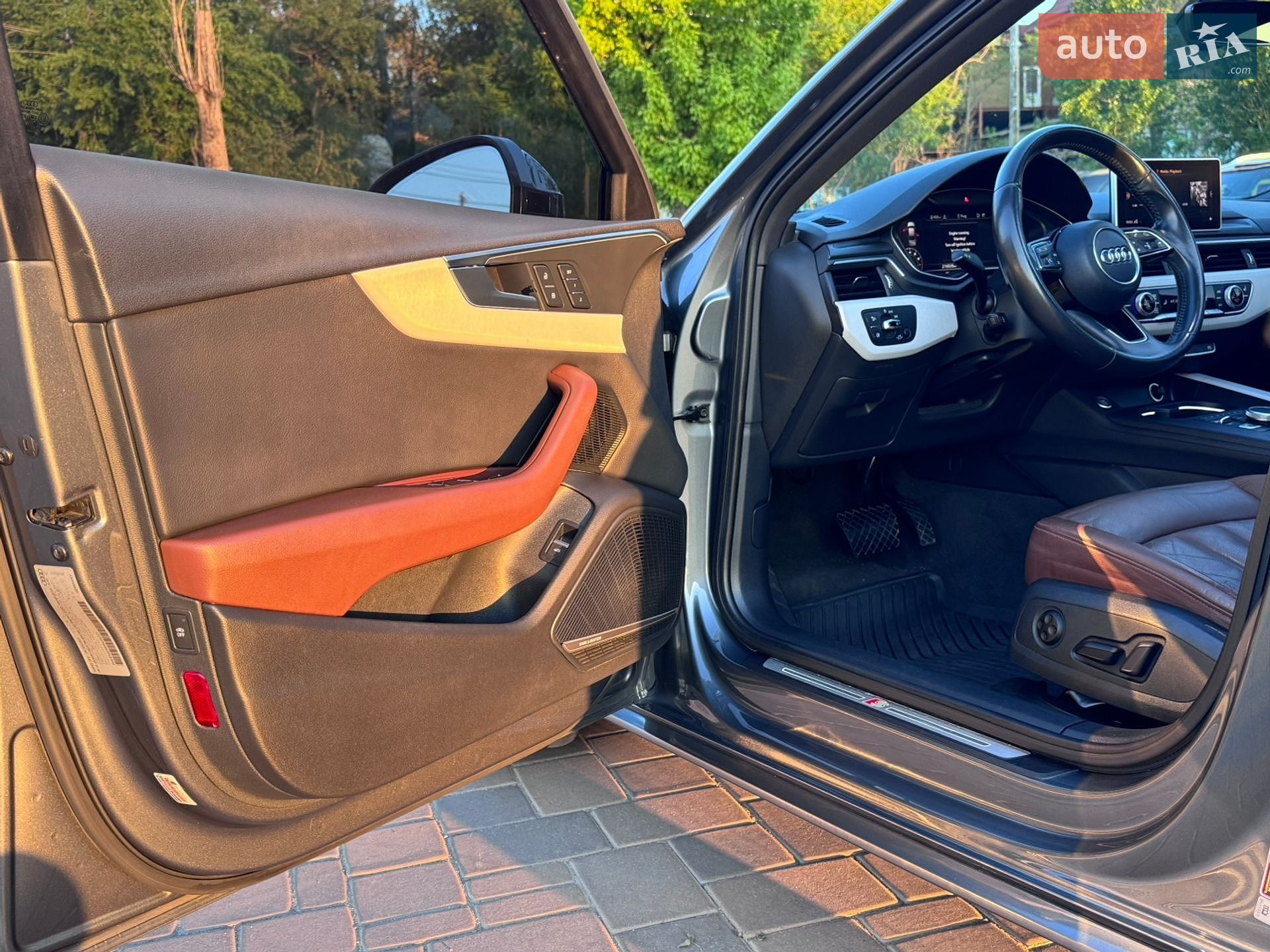 Audi A4 2016 VIN WAUENAF48HN034237 фото оголошення 24 з 54