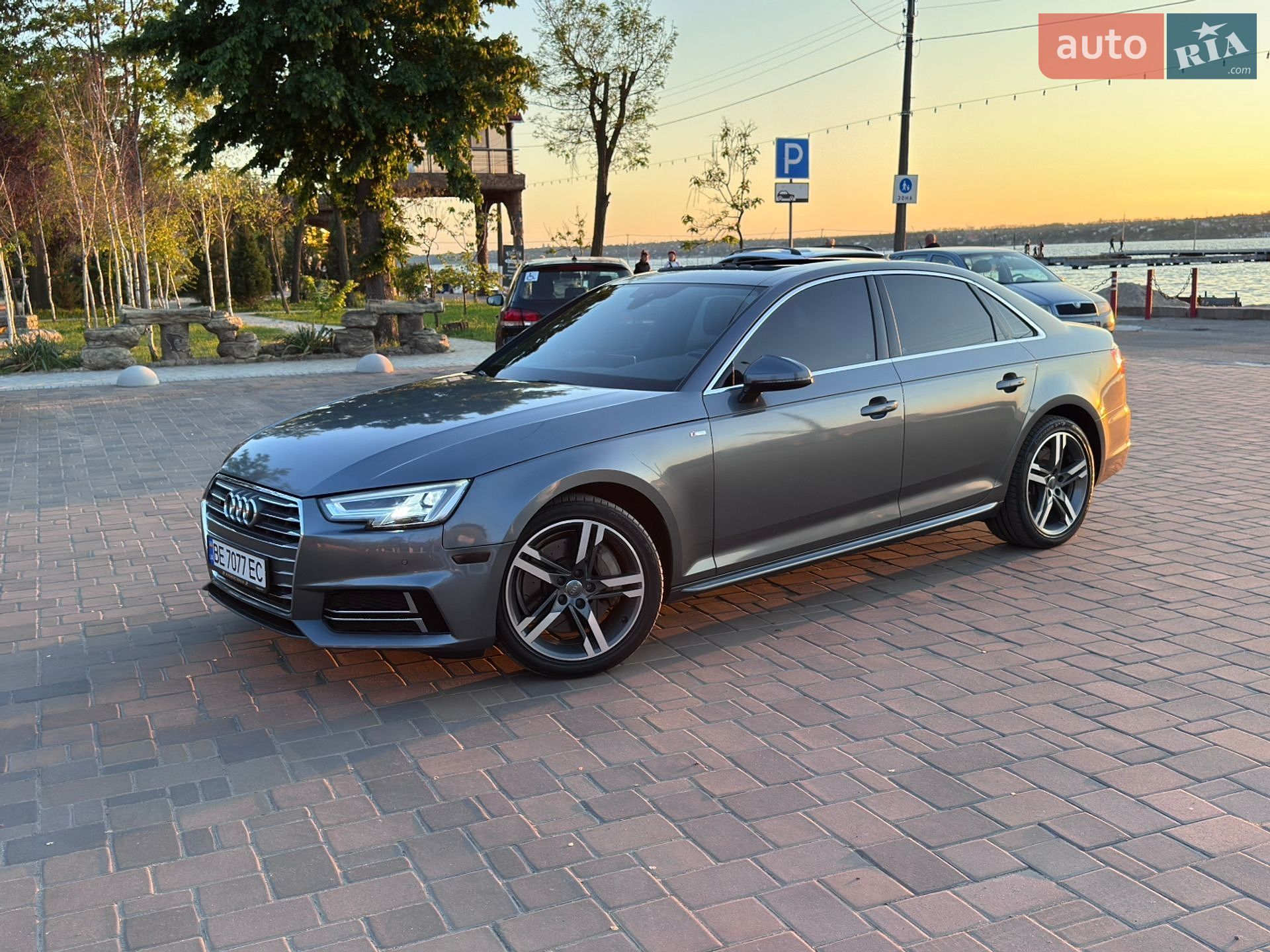 Audi A4 2016 VIN WAUENAF48HN034237 фото оголошення 28 з 54