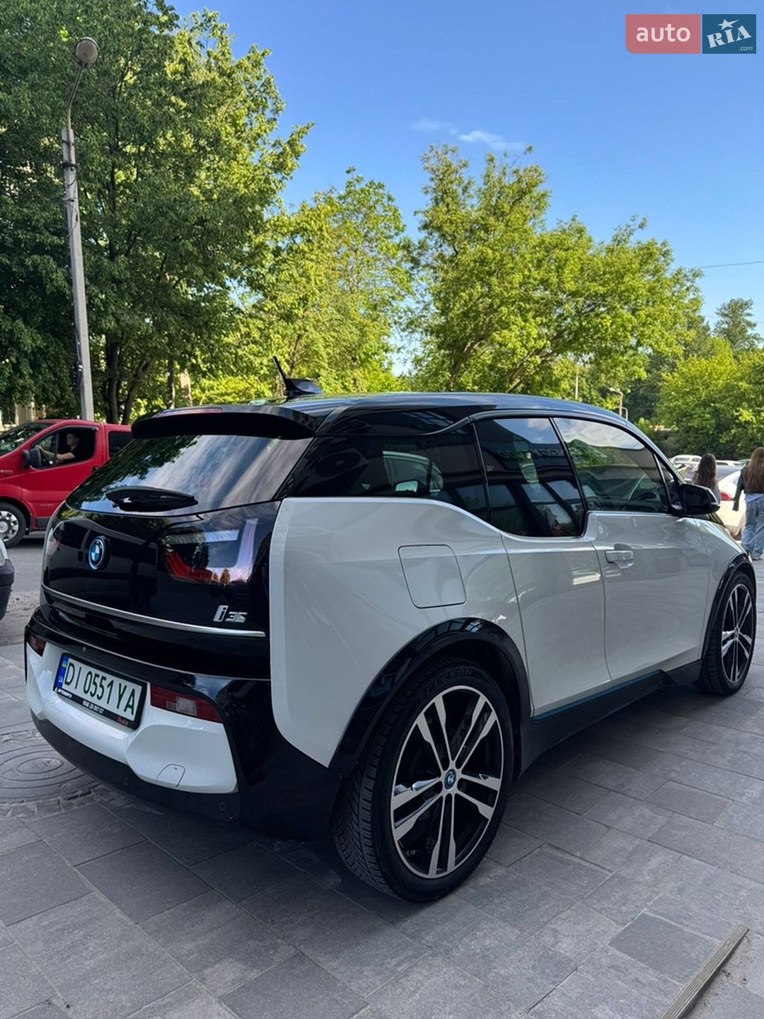 BMW I3 2019 VIN WBY8P610507E85096 фото оголошення 19 з 63