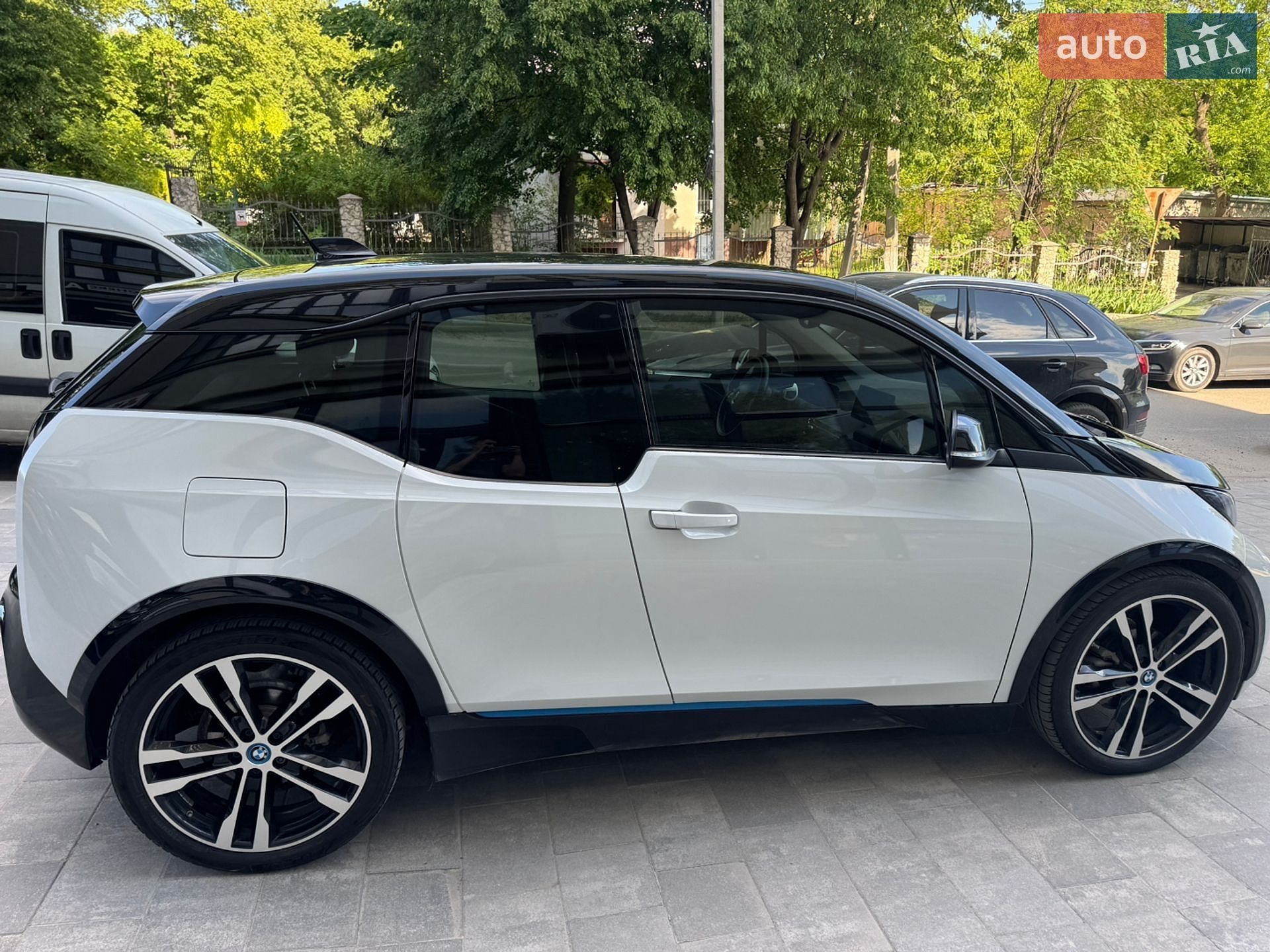BMW I3 2019 VIN WBY8P610507E85096 фото оголошення 12 з 63