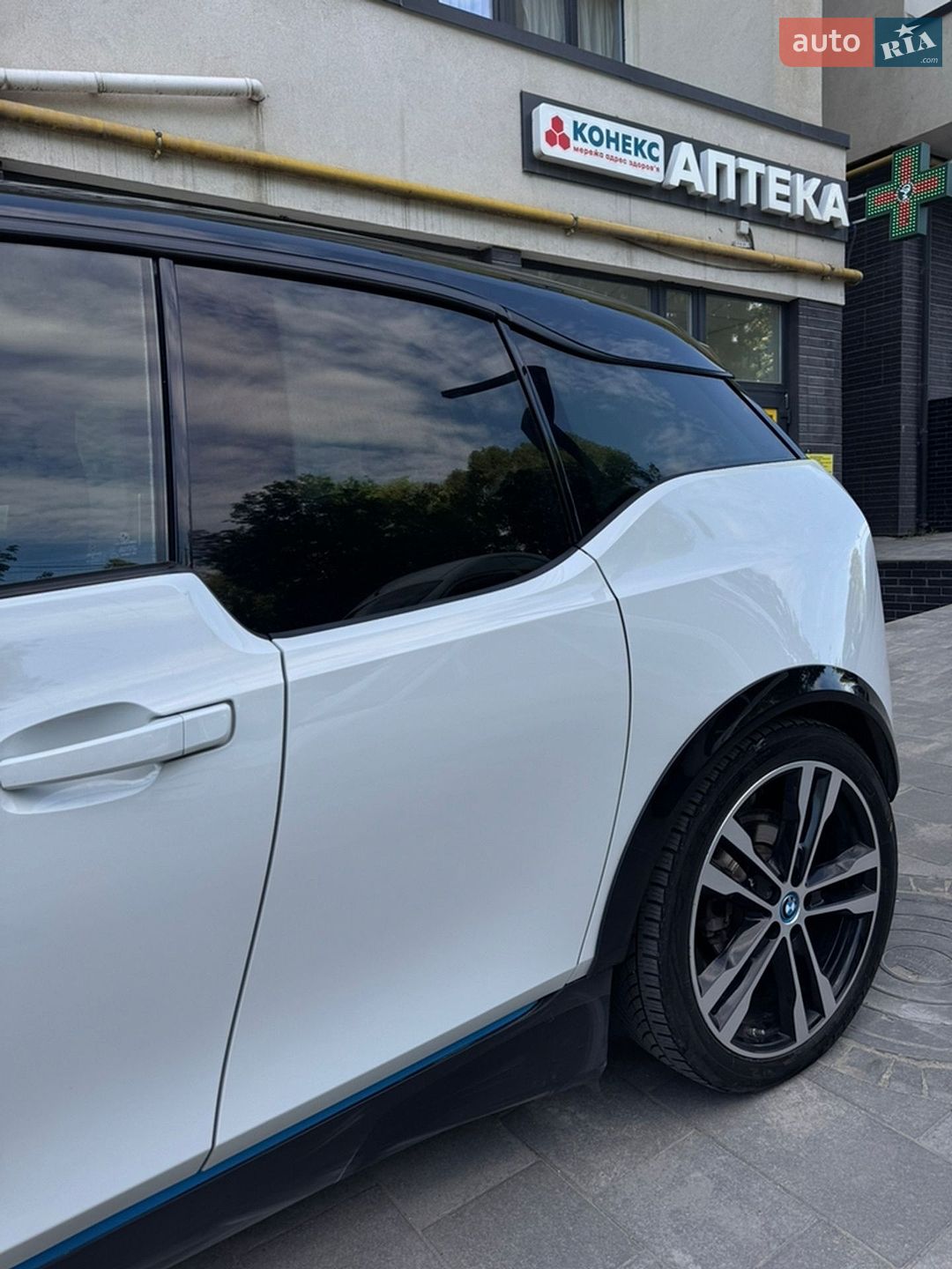BMW I3 2019 VIN WBY8P610507E85096 фото оголошення 31 з 63