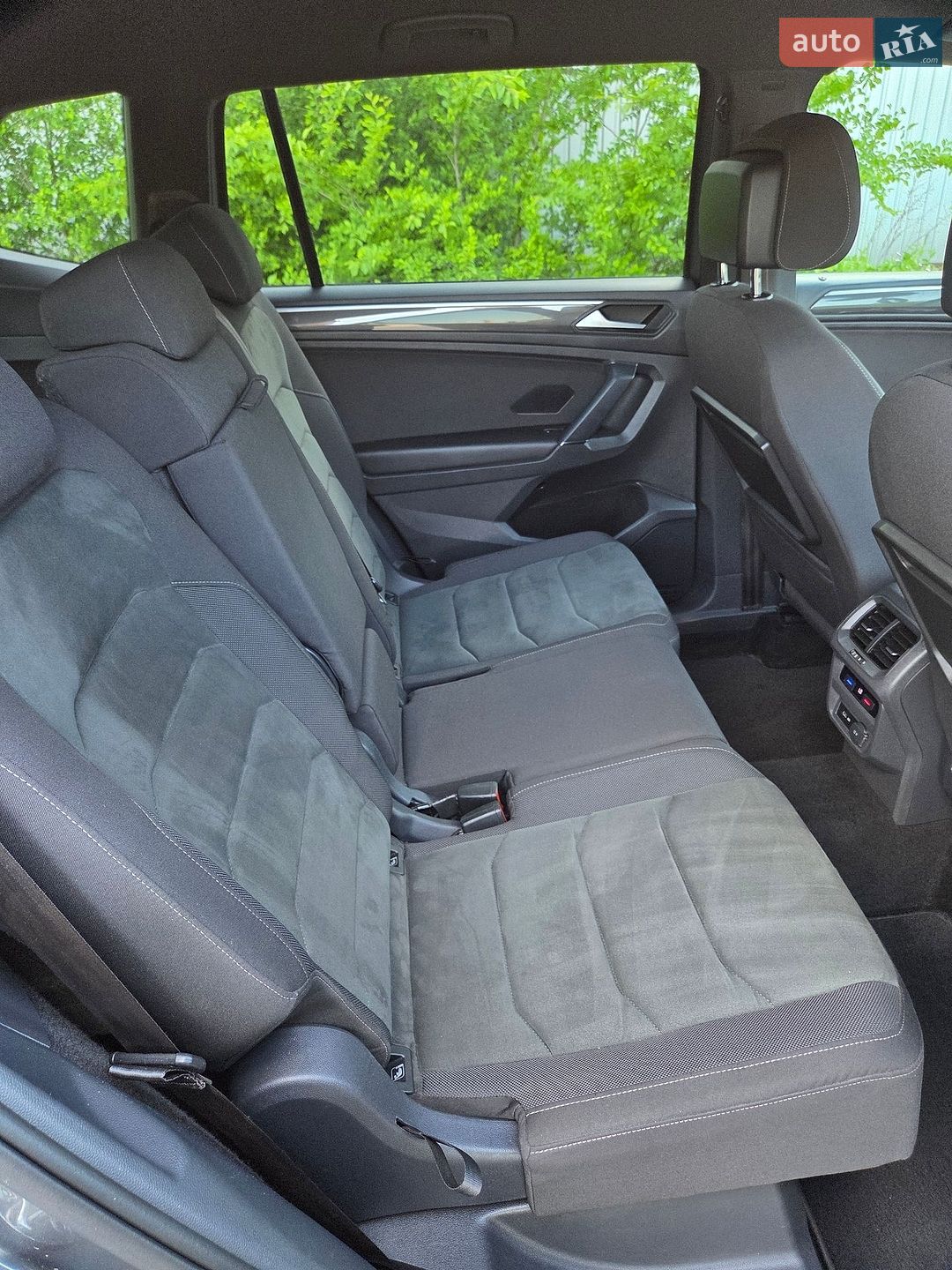 Volkswagen Tiguan 2019 VIN WVGZZZ5NZKM002526 фото оголошення 55 з 96