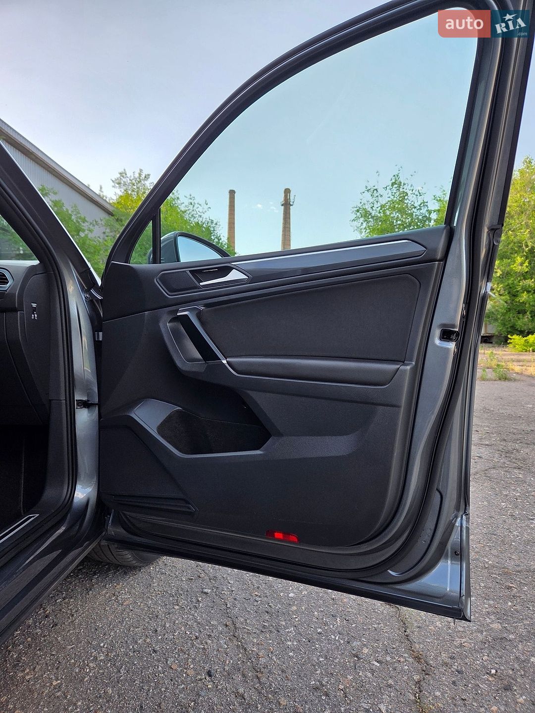 Volkswagen Tiguan 2019 VIN WVGZZZ5NZKM002526 фото оголошення 60 з 96