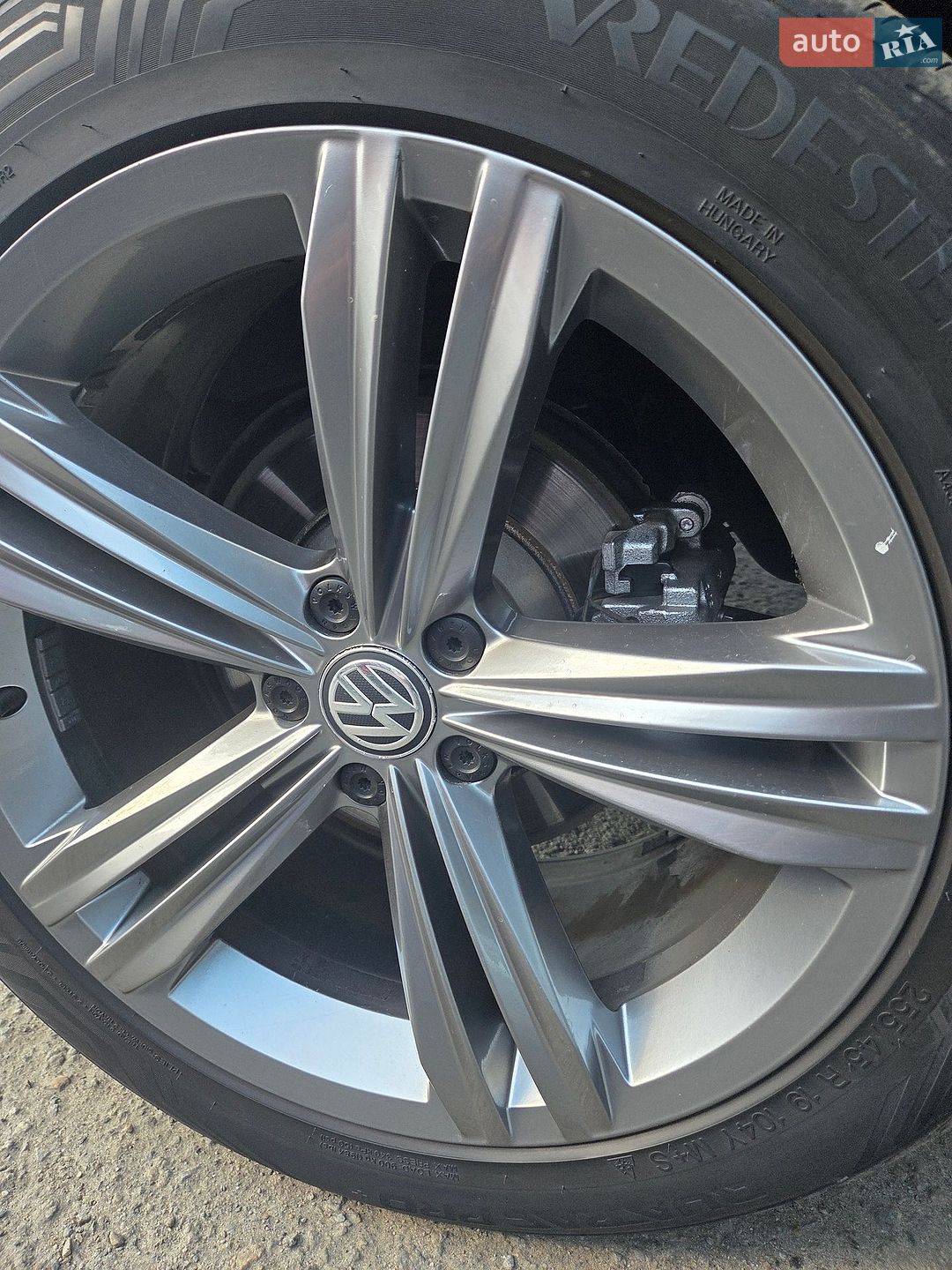 Volkswagen Tiguan 2019 VIN WVGZZZ5NZKM002526 фото оголошення 75 з 96