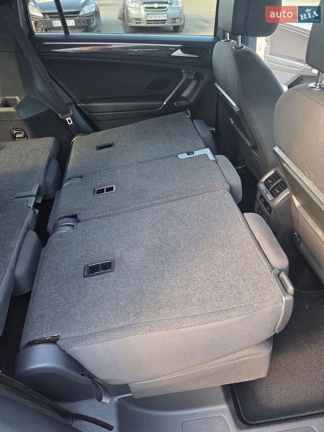 Volkswagen Tiguan 2019 VIN WVGZZZ5NZKM002526 фото оголошення 83 з 96