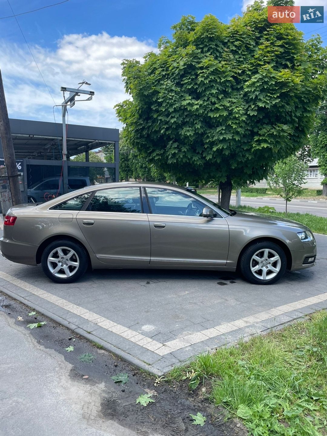 Audi A6 2010 VIN WAUZZZ4F0BN031008 фото оголошення 2 з 15