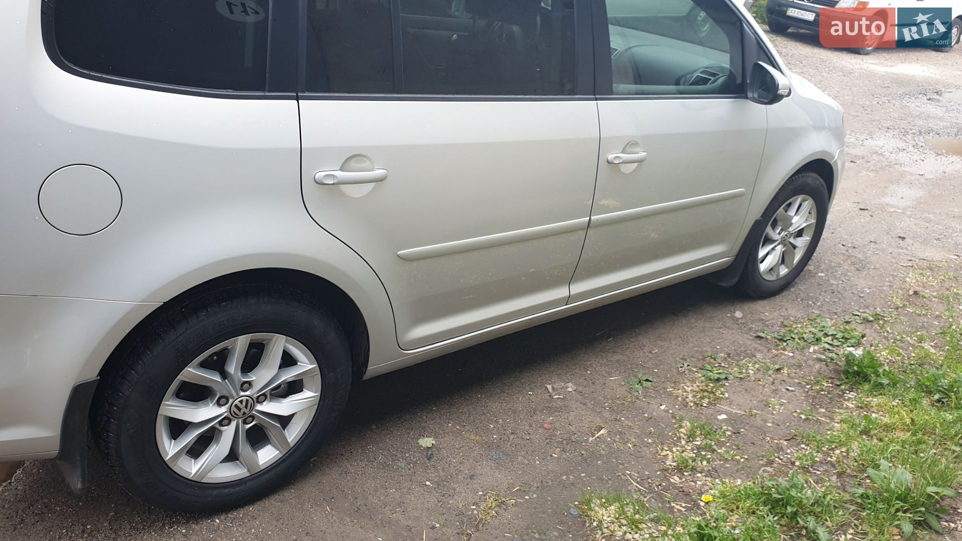 Volkswagen Touran 2012 VIN WVGZZZ1TZDW054166 фото оголошення 2 з 12
