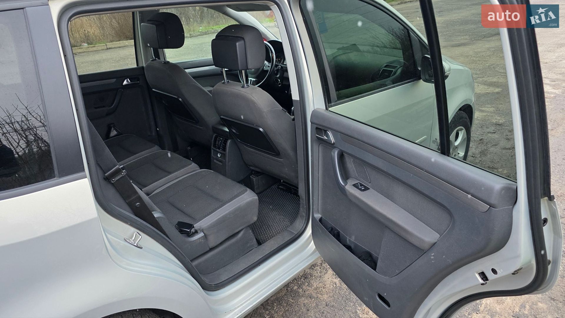 Volkswagen Touran 2012 VIN WVGZZZ1TZDW054166 фото оголошення 6 з 12