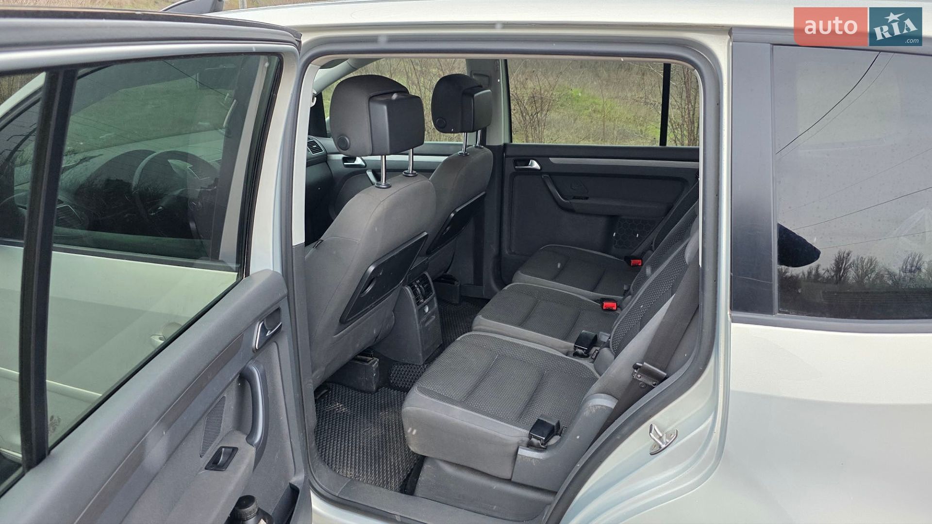 Volkswagen Touran 2012 VIN WVGZZZ1TZDW054166 фото оголошення 8 з 12
