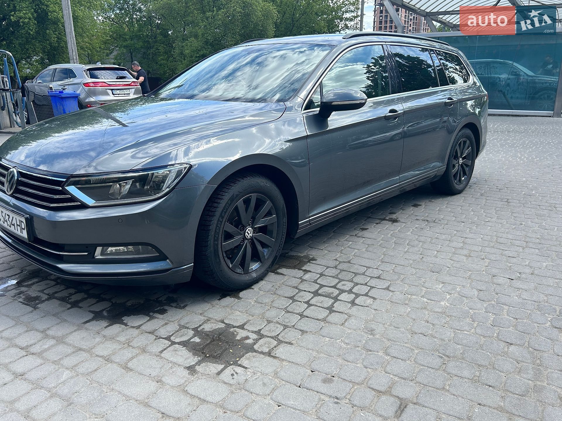 Volkswagen Passat 2015 VIN WVWZZZ3CZGE021671 фото оголошення 4 з 8