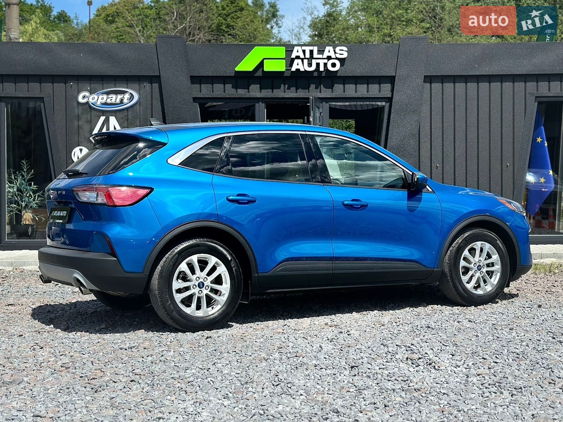 Ford Escape 2021 VIN 1FMCU0G68MUA45886 фото оголошення 2 з 27