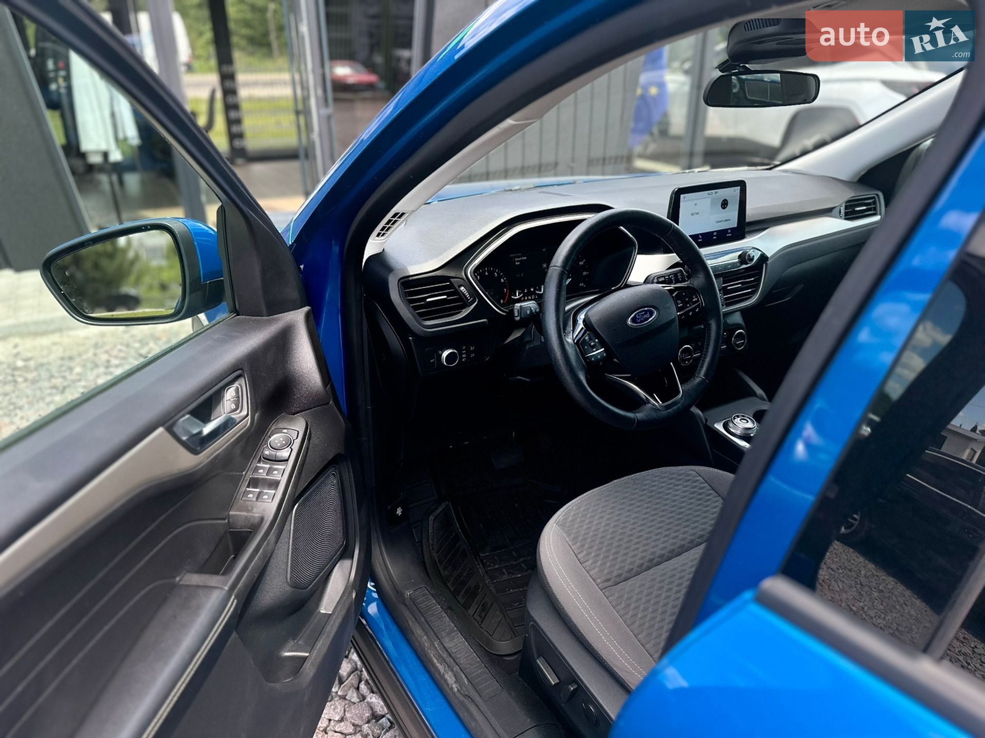 Ford Escape 2021 VIN 1FMCU0G68MUA45886 фото оголошення 14 з 27
