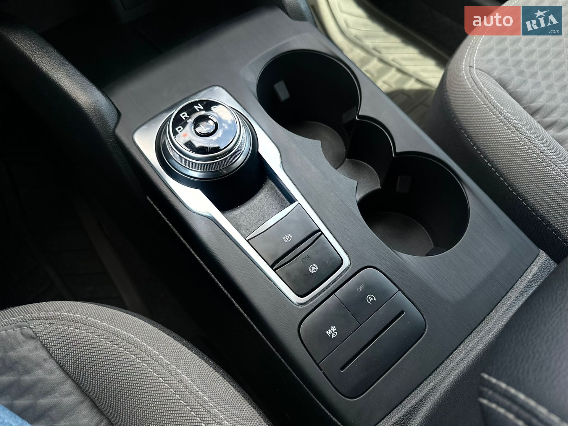 Ford Escape 2021 VIN 1FMCU0G68MUA45886 фото оголошення 22 з 27