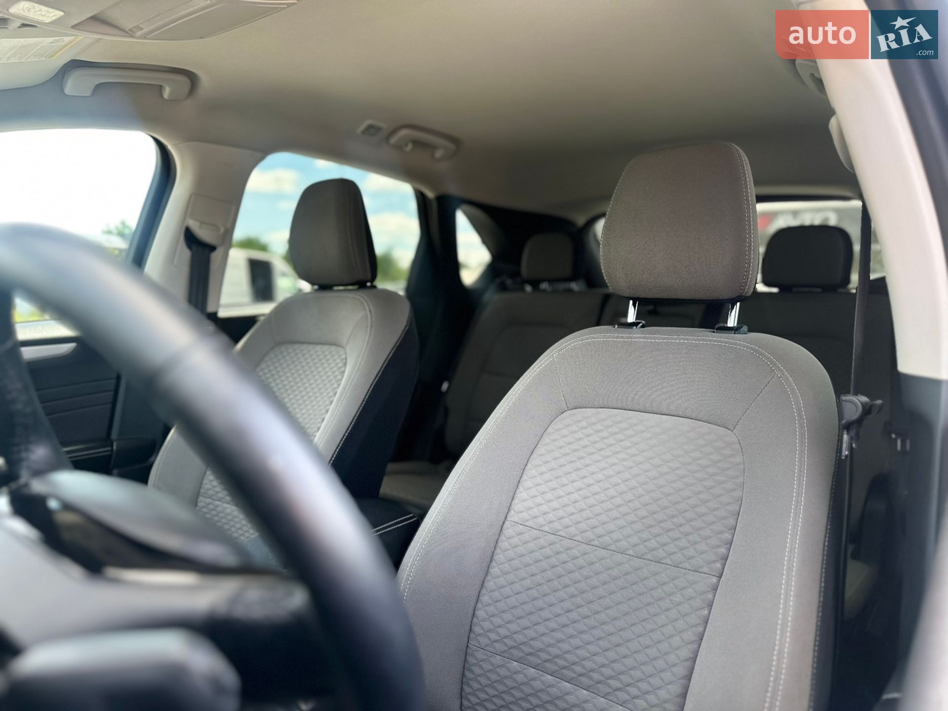 Ford Escape 2021 VIN 1FMCU0G68MUA45886 фото оголошення 26 з 27