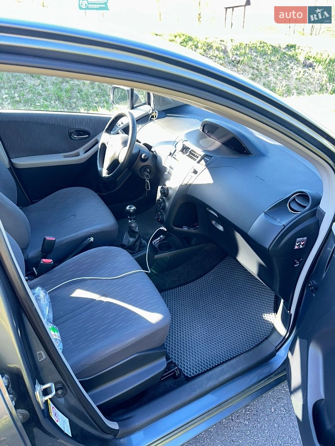 Toyota Yaris 2009 VIN VNKKC96350A212769 фото оголошення 7 з 16
