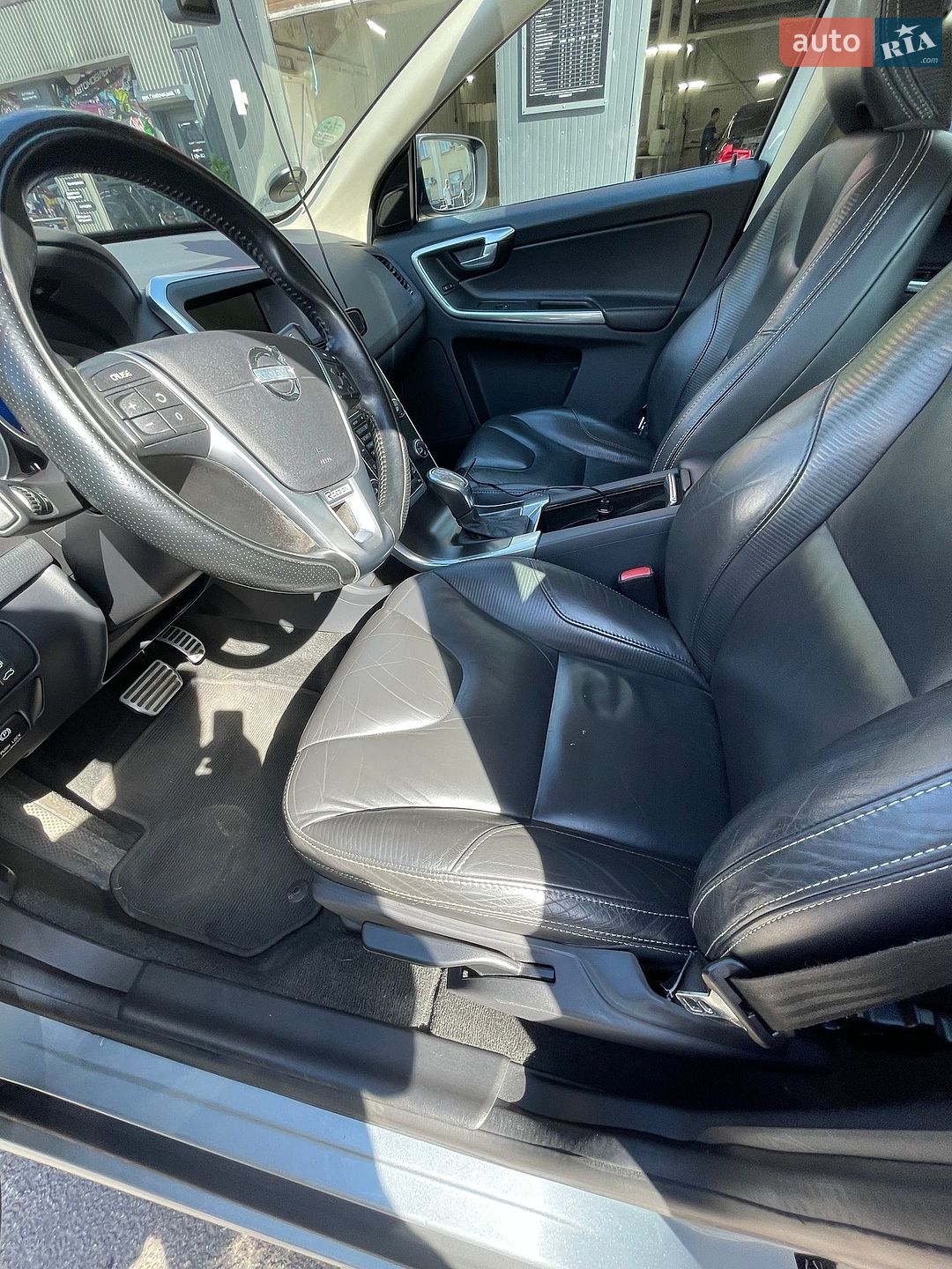 Volvo XC60 2012 VIN YV1DZ8256D2401734 фото оголошення 17 з 26