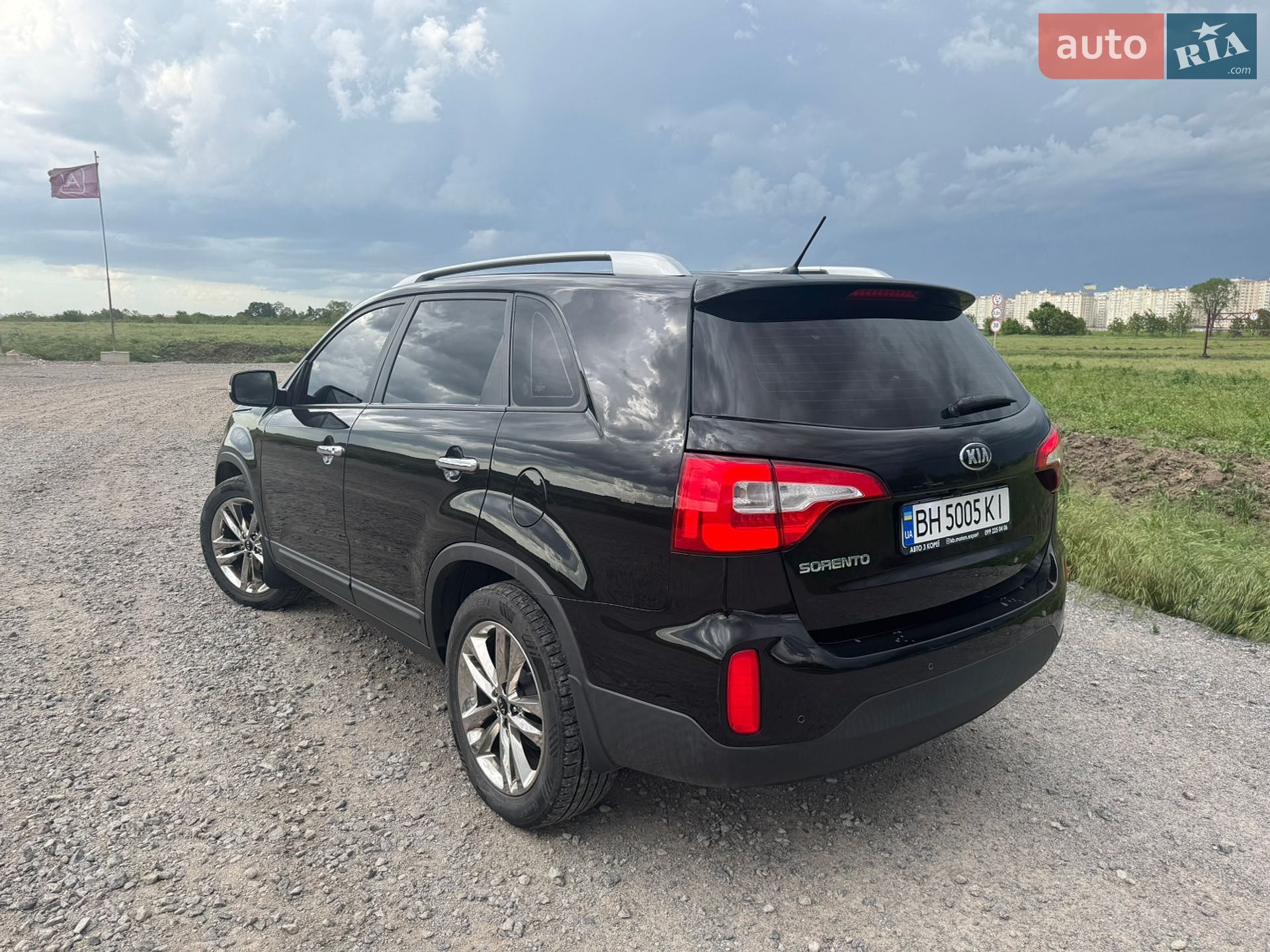 Kia Sorento 2013 VIN KNAKW815BEA484619 фото оголошення 4 з 15