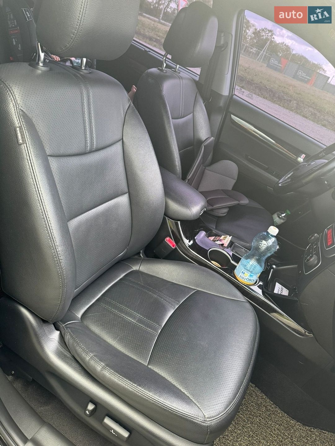 Kia Sorento 2013 VIN KNAKW815BEA484619 фото оголошення 9 з 15