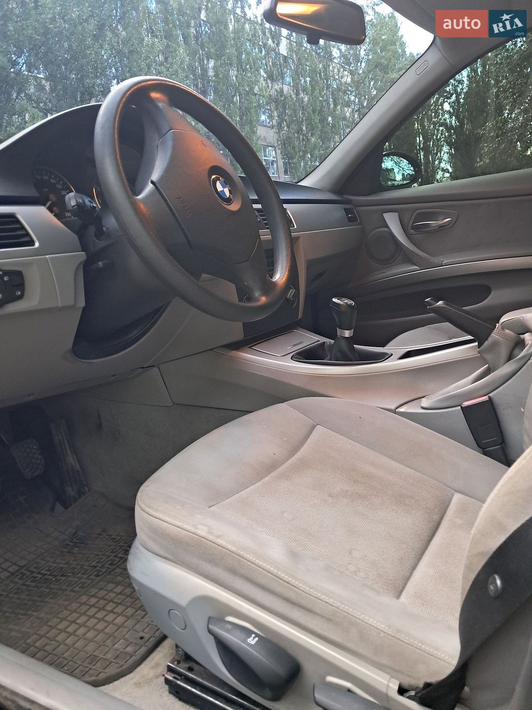 BMW 3 Series 2005 VIN WBAVA71070KR39685 фото оголошення 3 з 39