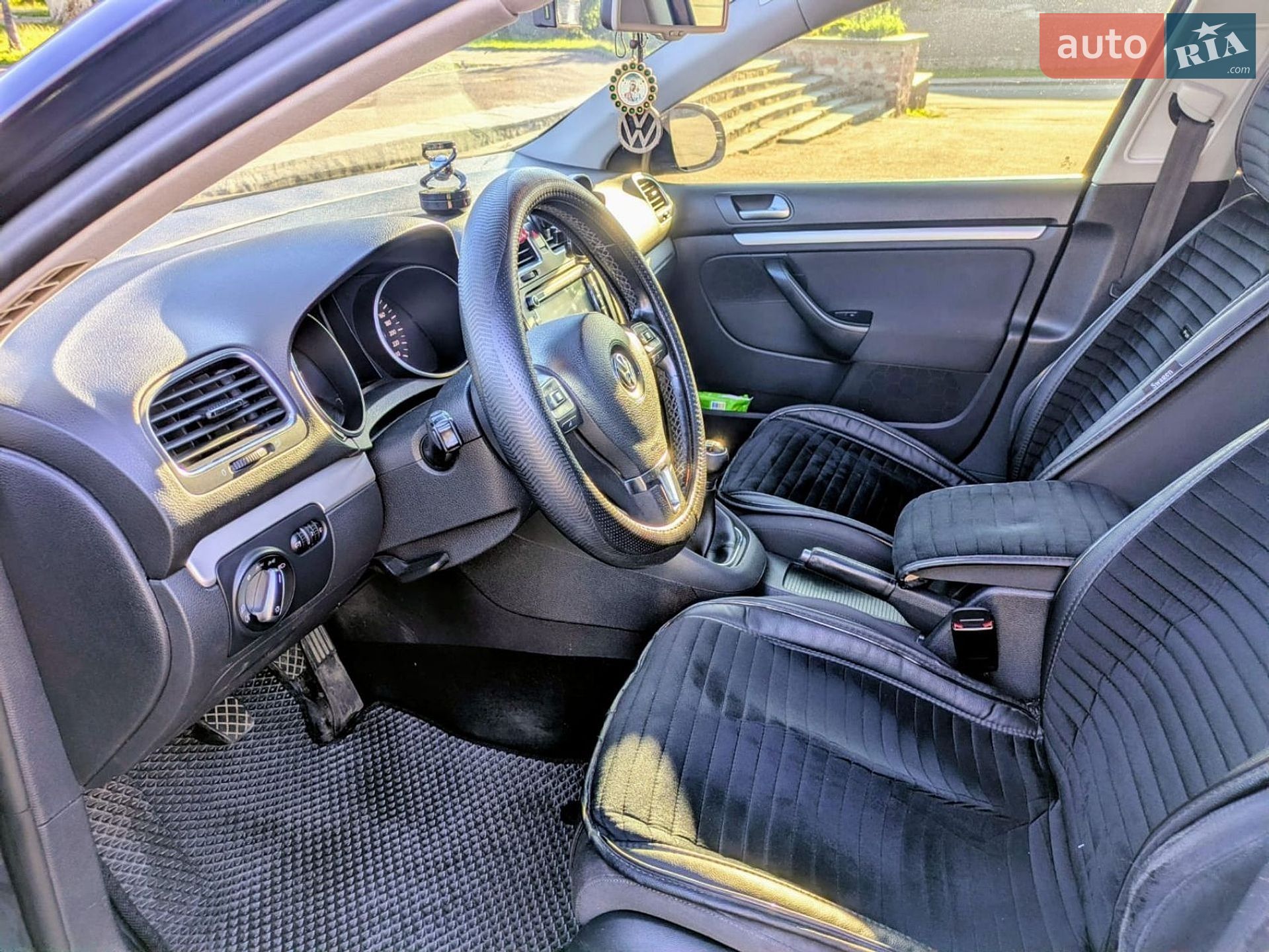 Volkswagen Golf 2010 VIN WVWZZZ1KZAM684595 фото оголошення 13 з 21