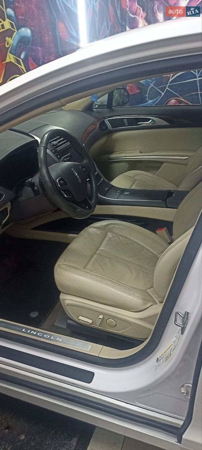 Lincoln MKZ 2013 VIN 3LN6L2G96ER818496 фото оголошення 13 з 22